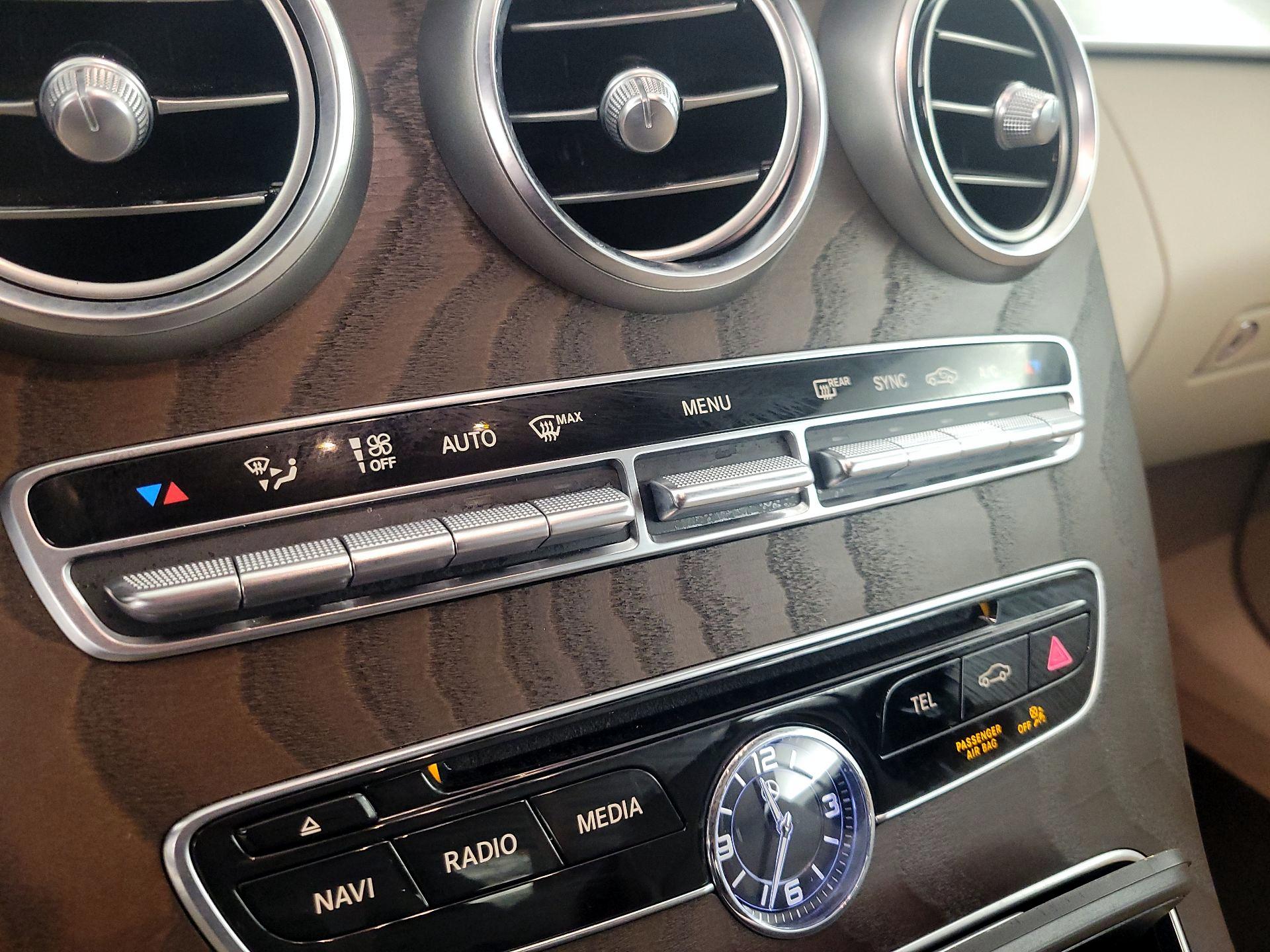 Thumbnail: 2018 Mercedes-Benz C-Class - 16