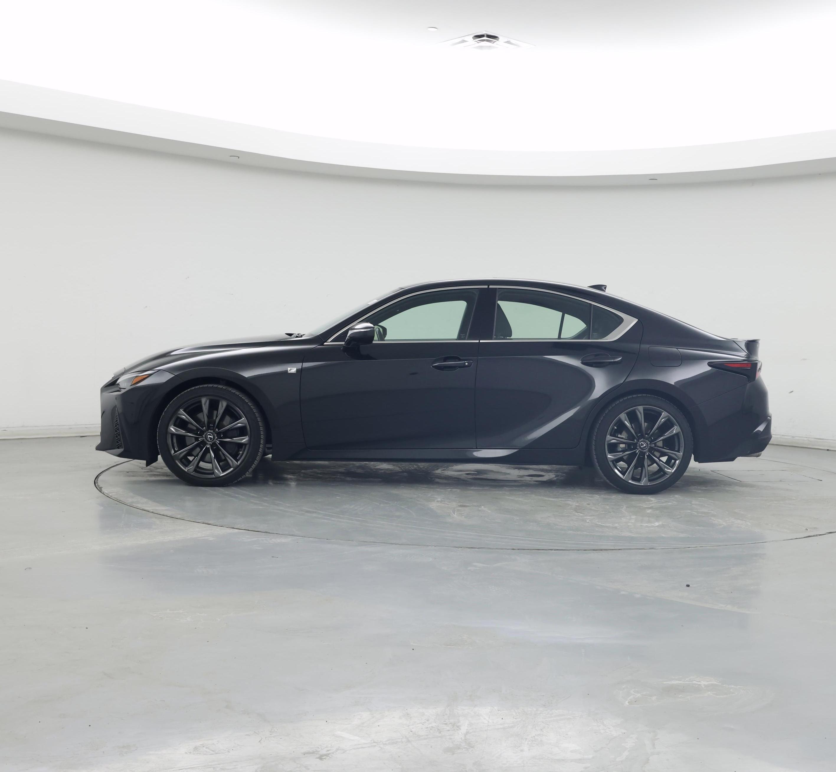 Thumbnail: 2022 Lexus IS - 3