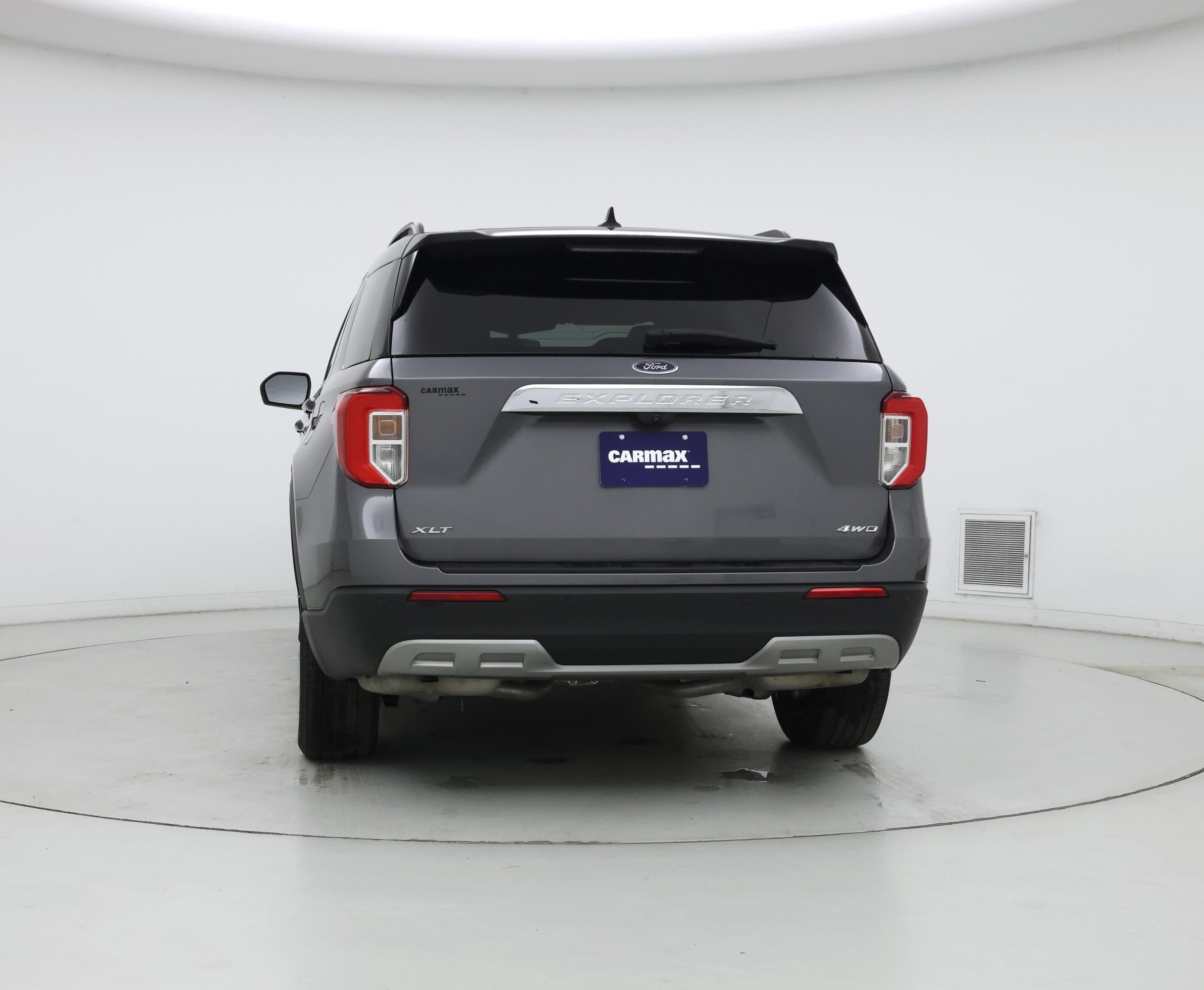 Thumbnail: 2022 Ford Explorer - 6