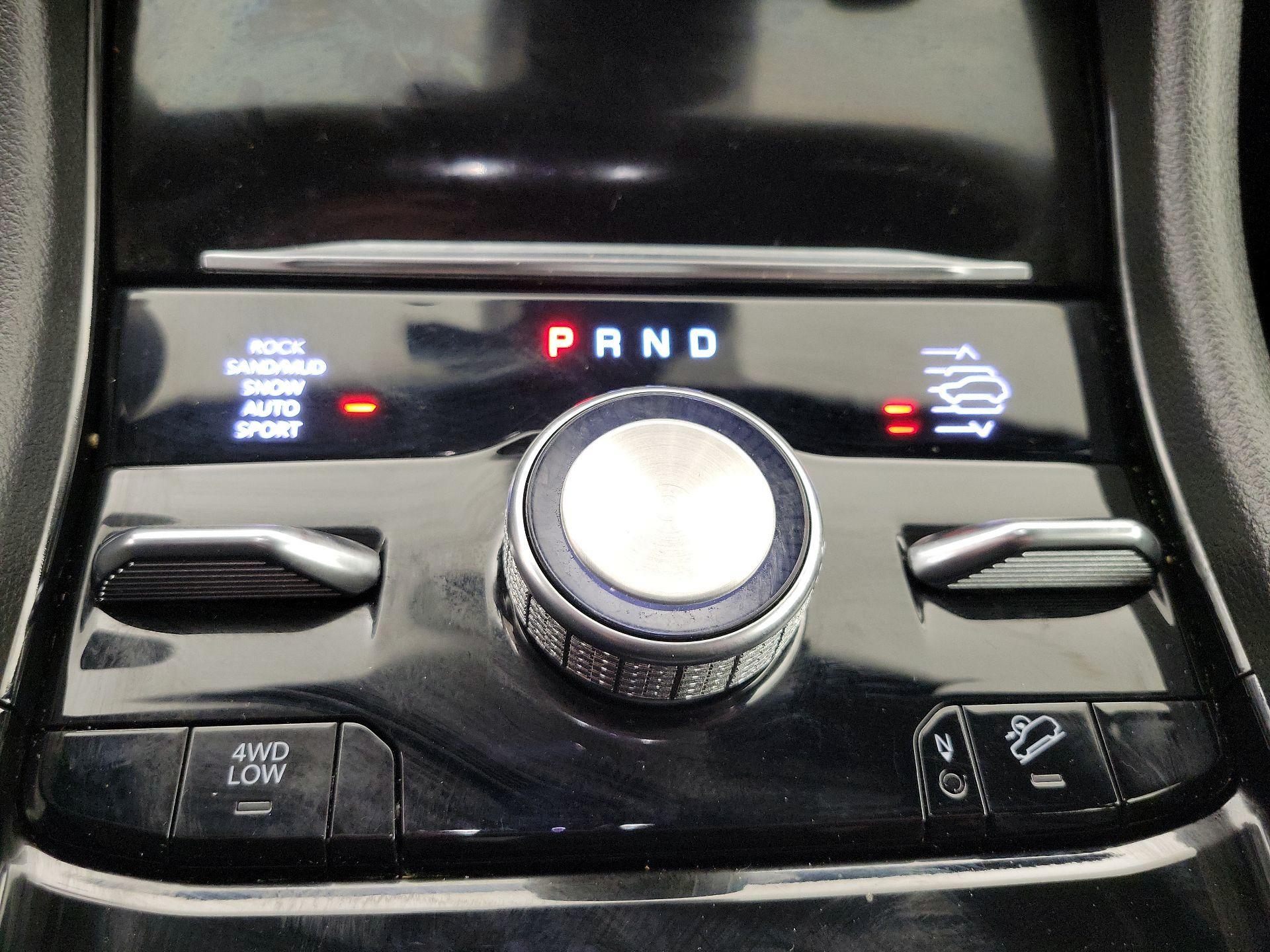 Thumbnail: 2023 Jeep Grand Cherokee - 18