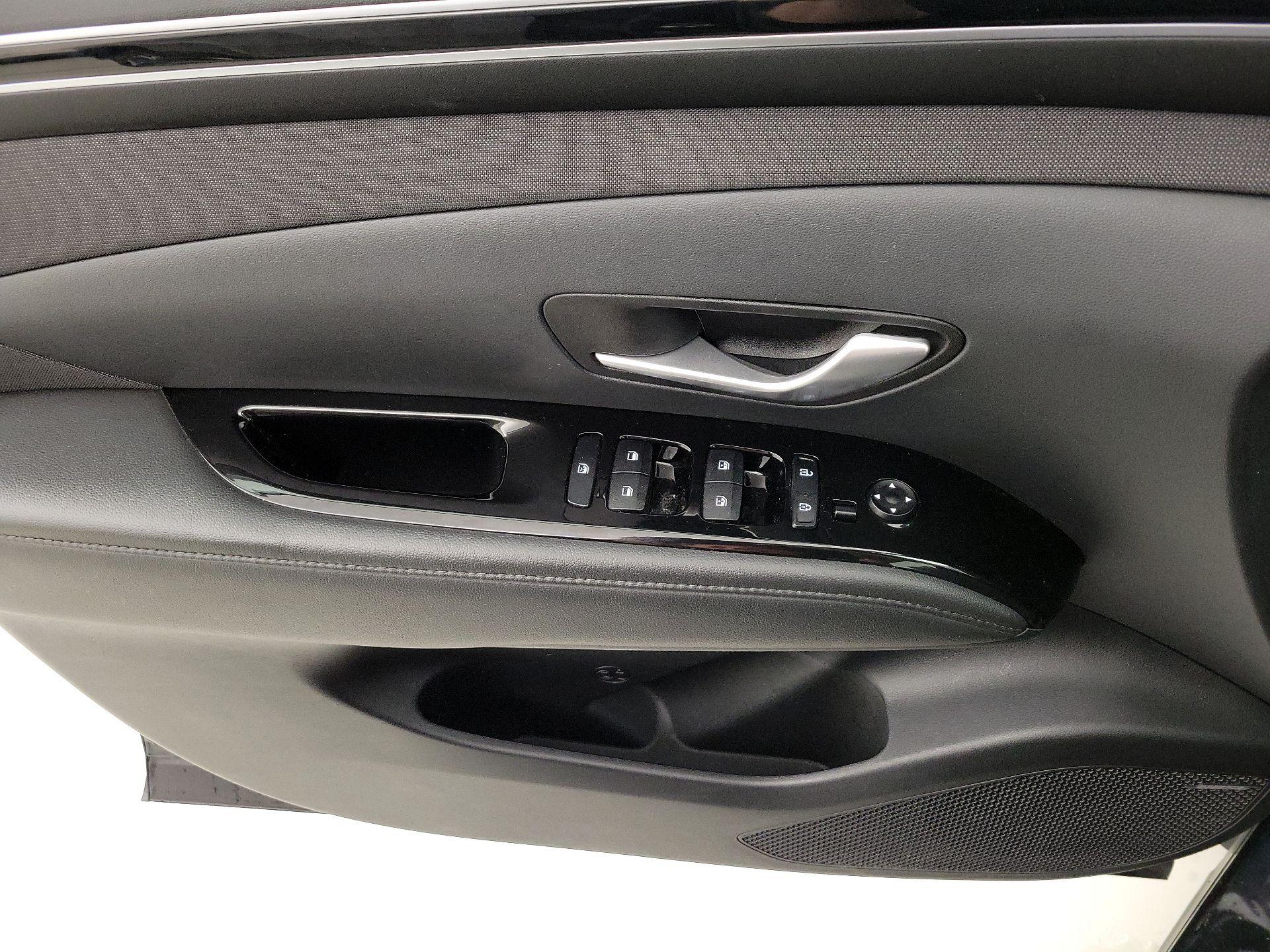 Thumbnail: 2022 Hyundai Tucson - 12