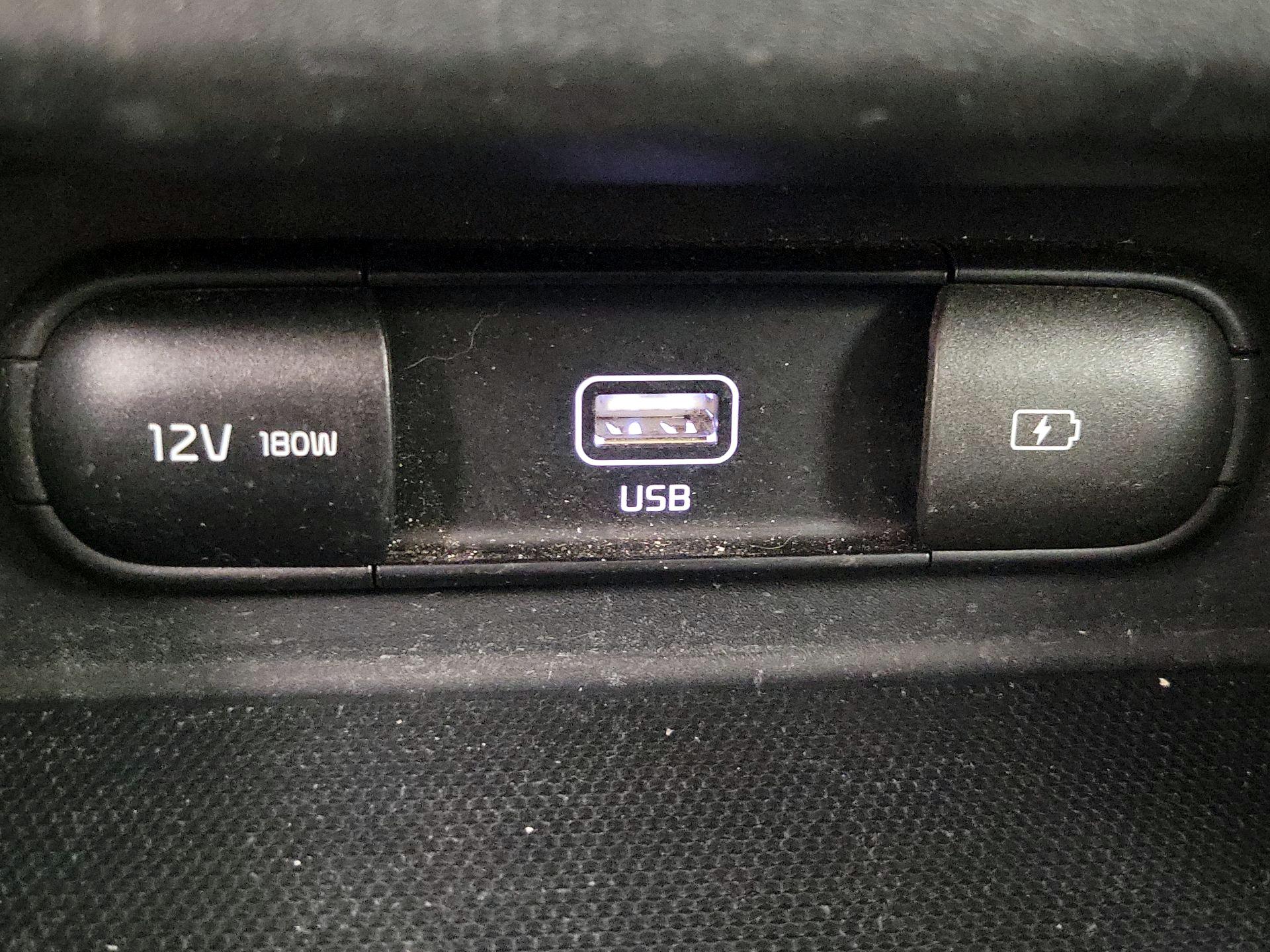 Thumbnail: 2023 Kia Seltos - 19