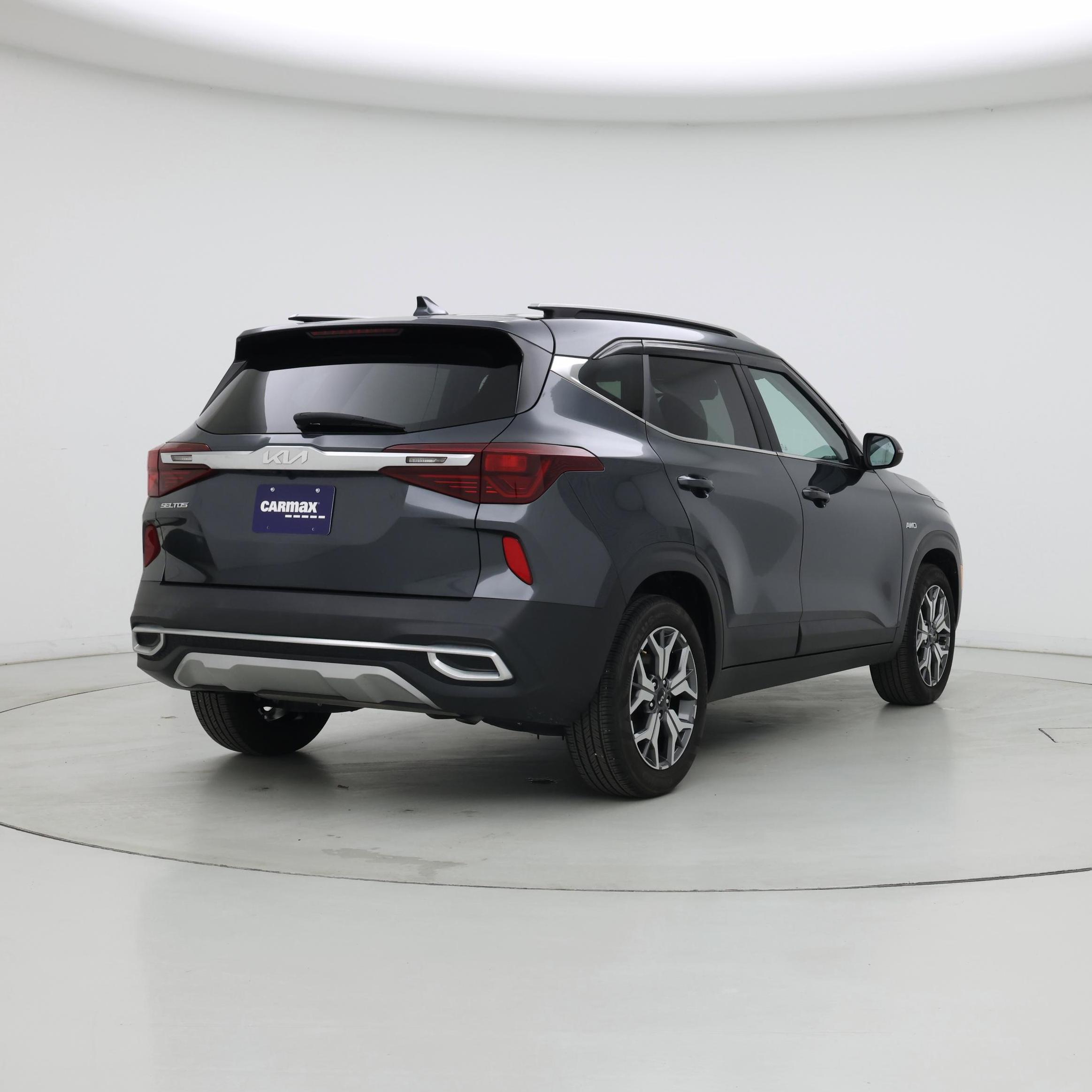 Thumbnail: 2023 Kia Seltos - 8