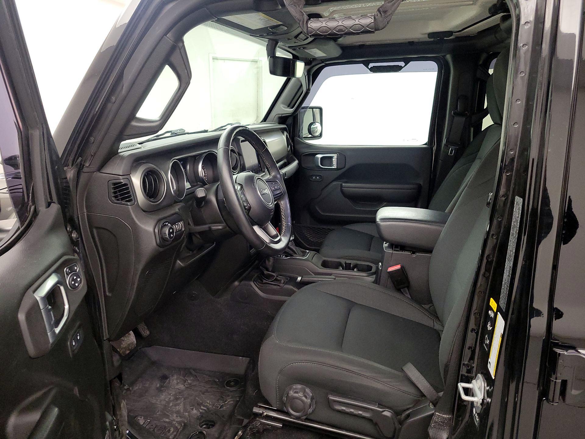 Thumbnail: 2021 Jeep Gladiator - 11