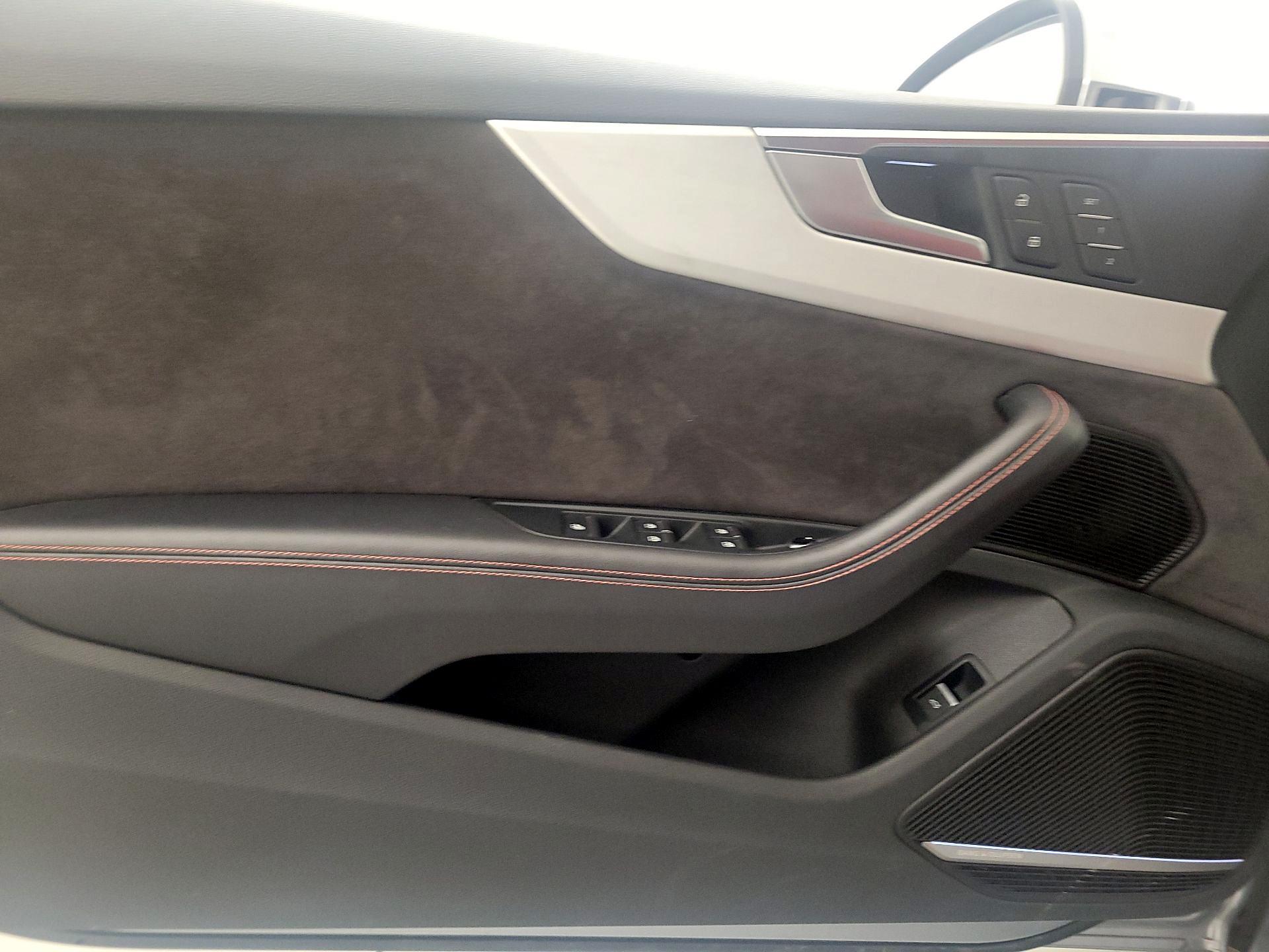 Thumbnail: 2019 Audi S5 - 12