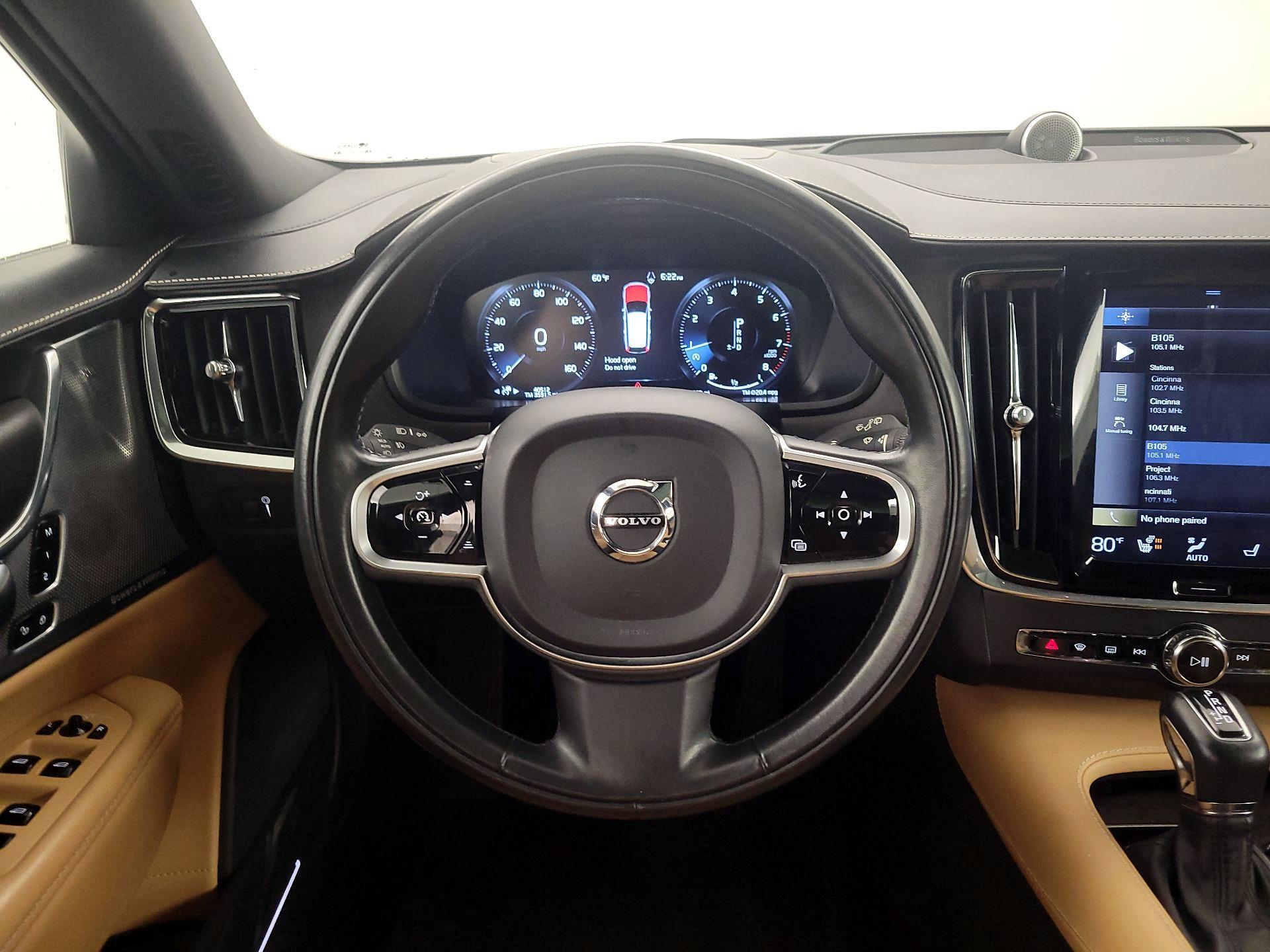 Thumbnail: 2017 Volvo V90 - 10