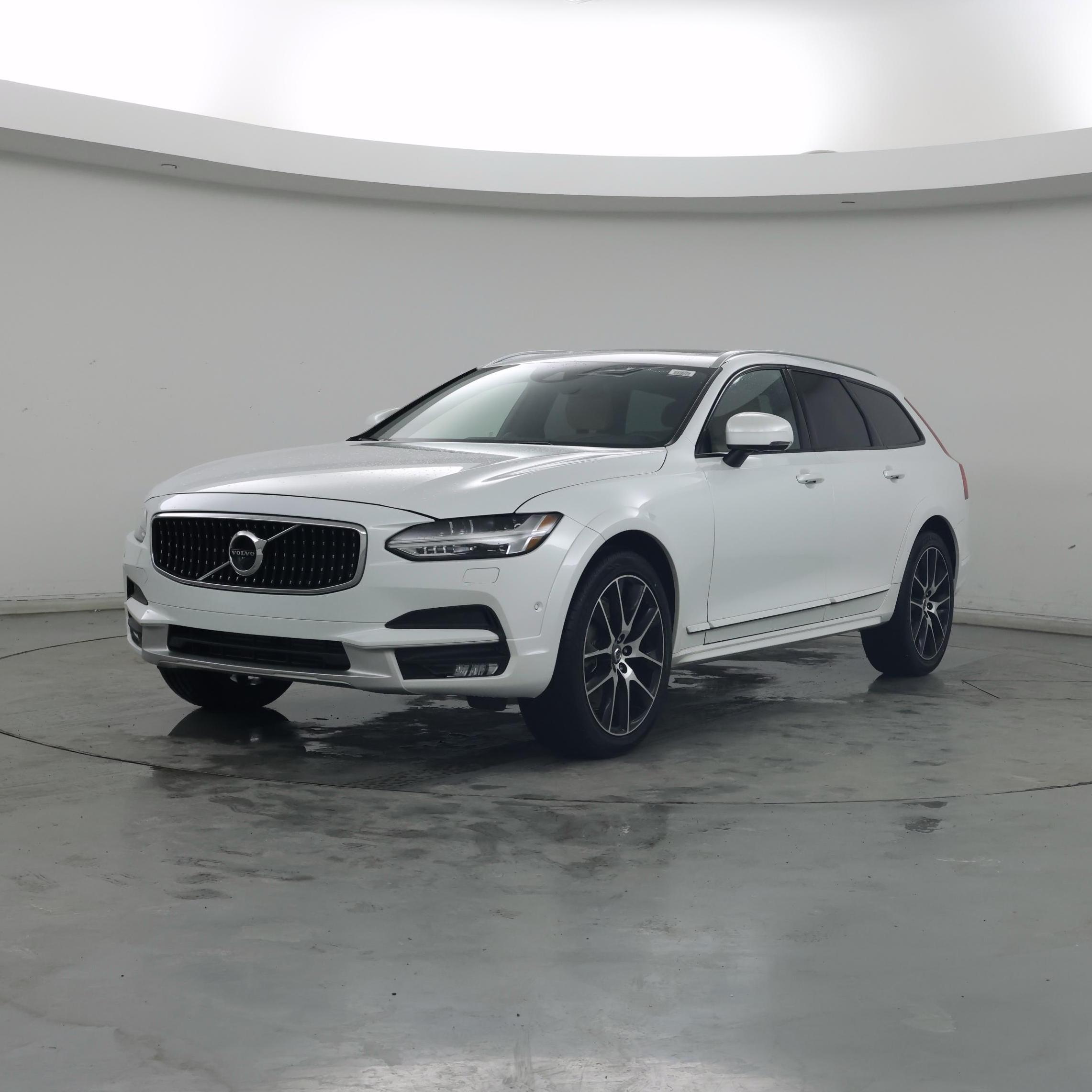 Thumbnail: 2017 Volvo V90 - 4
