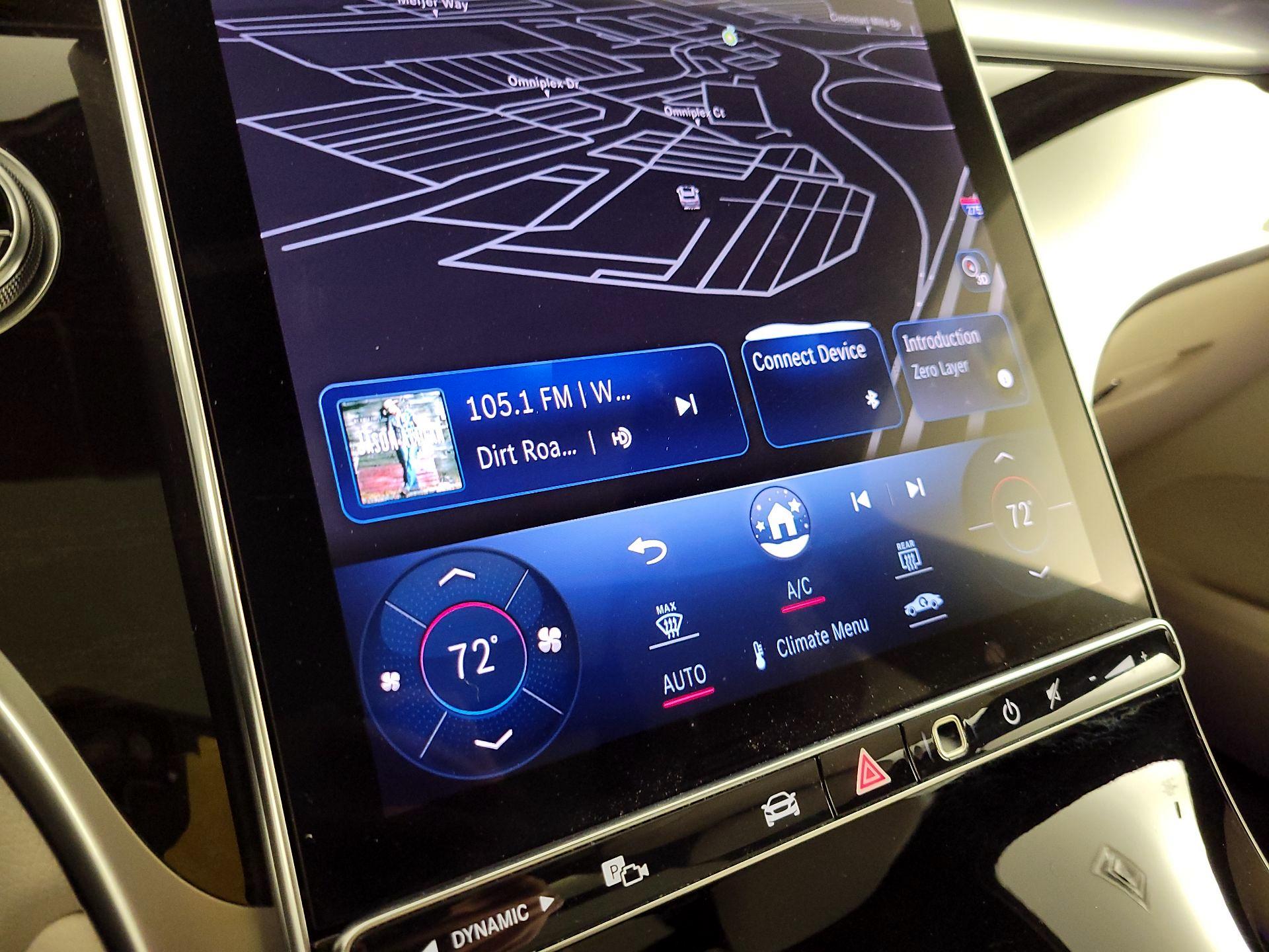 Thumbnail: 2023 Mercedes-Benz GLC - 16