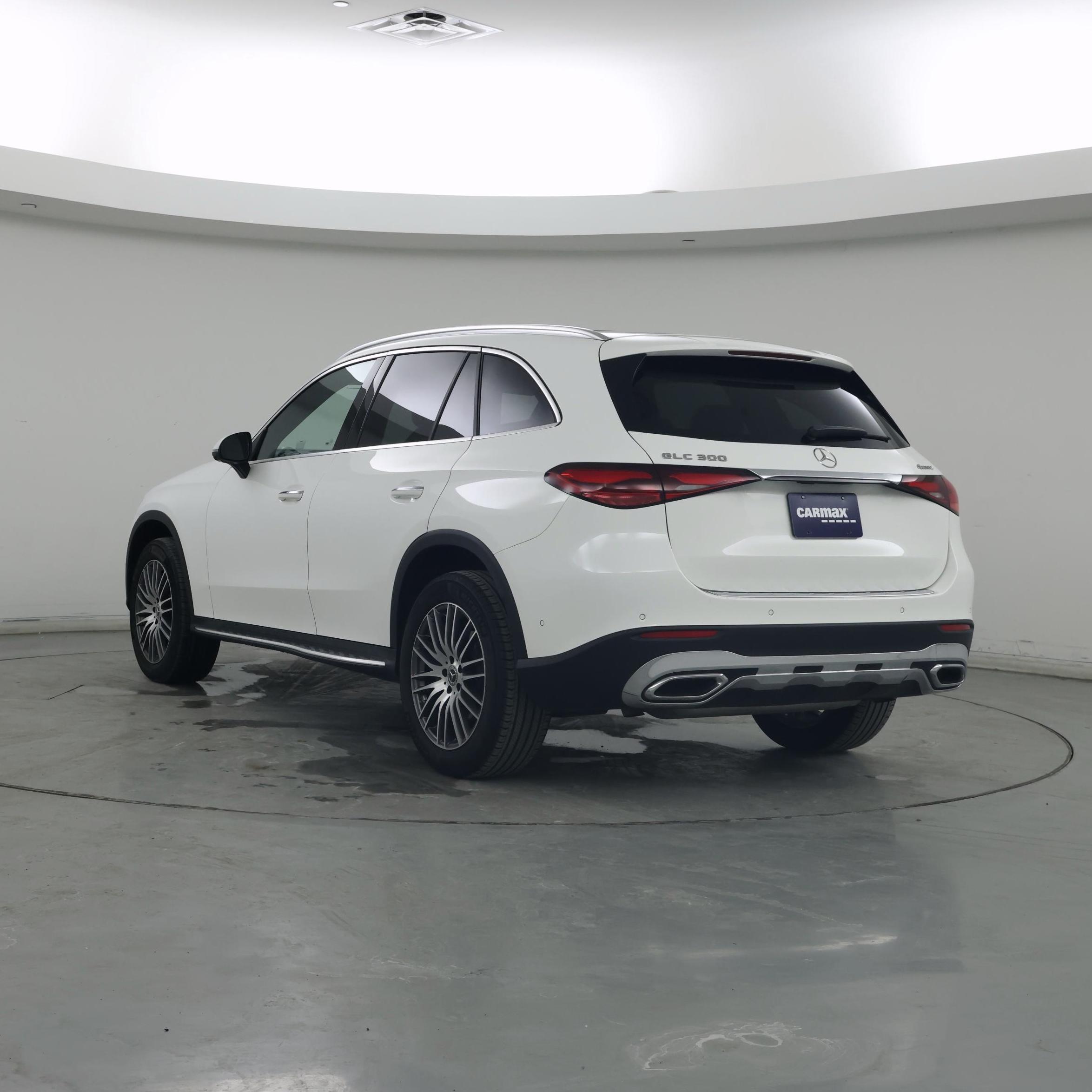 Thumbnail: 2023 Mercedes-Benz GLC - 2