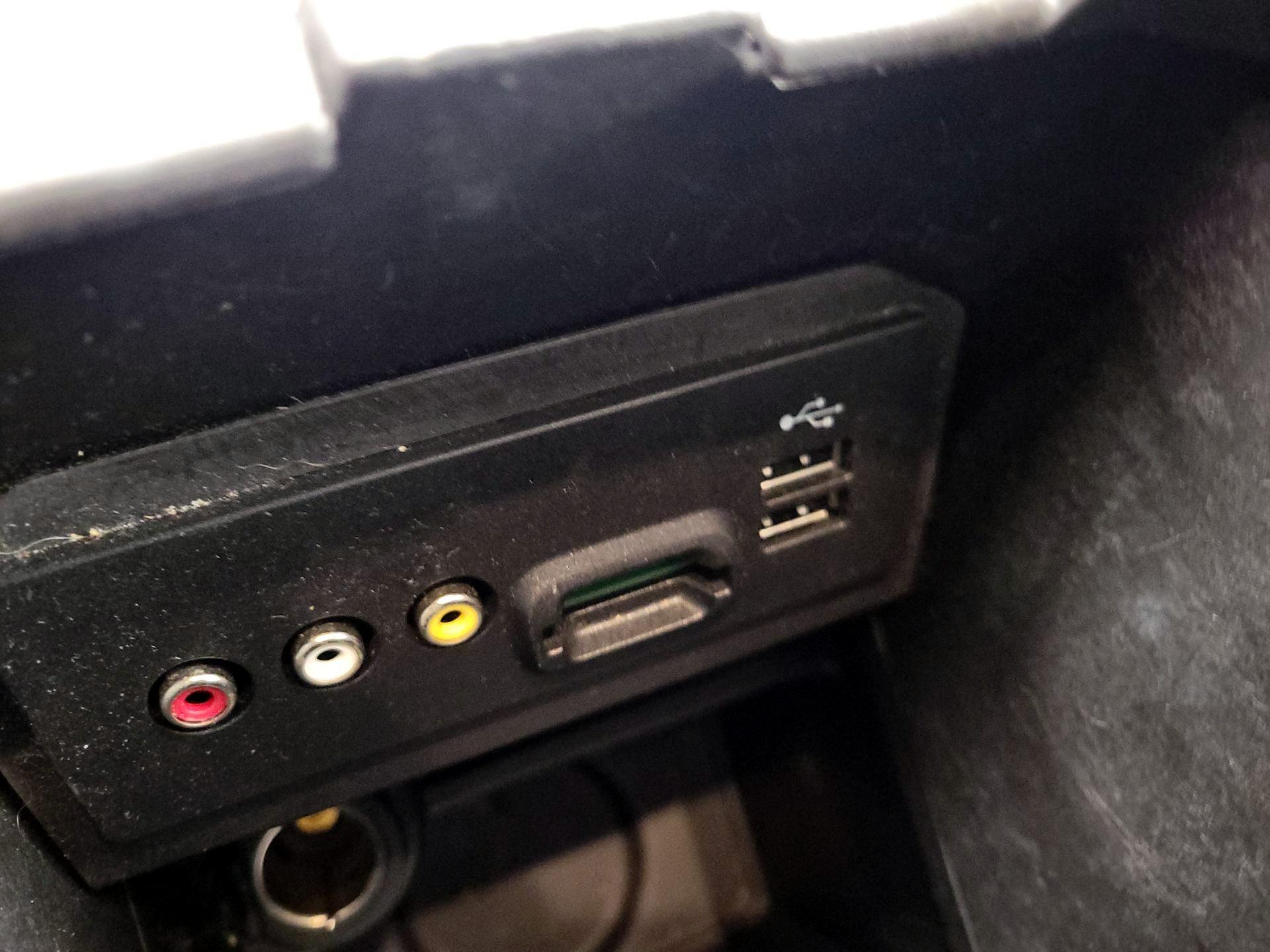 Thumbnail: 2015 Ford Escape - 18