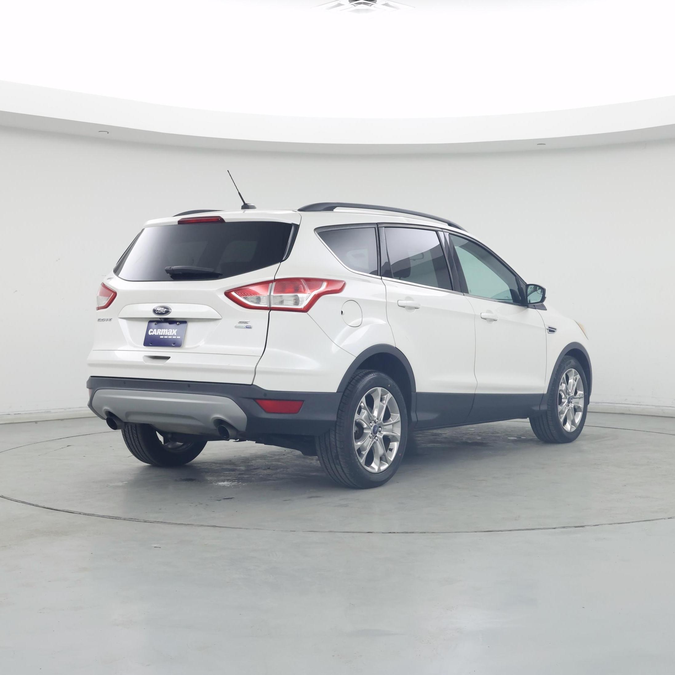 Thumbnail: 2015 Ford Escape - 8