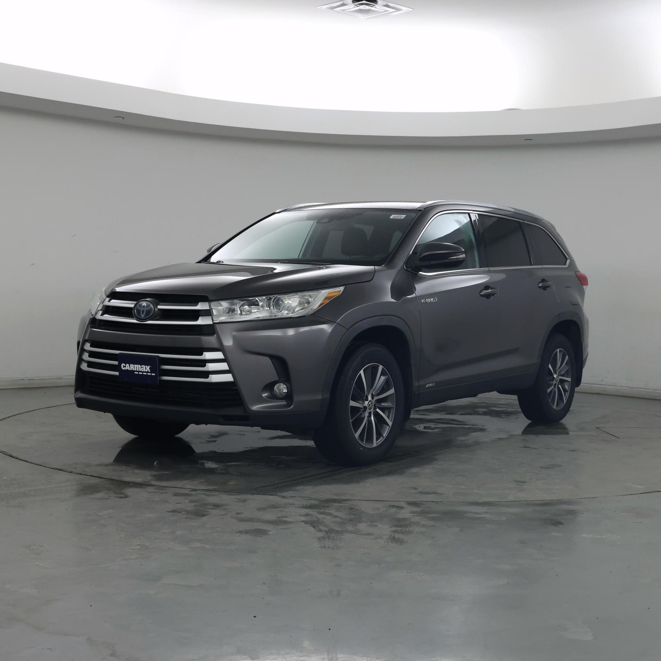 Thumbnail: 2019 Toyota Highlander - 4