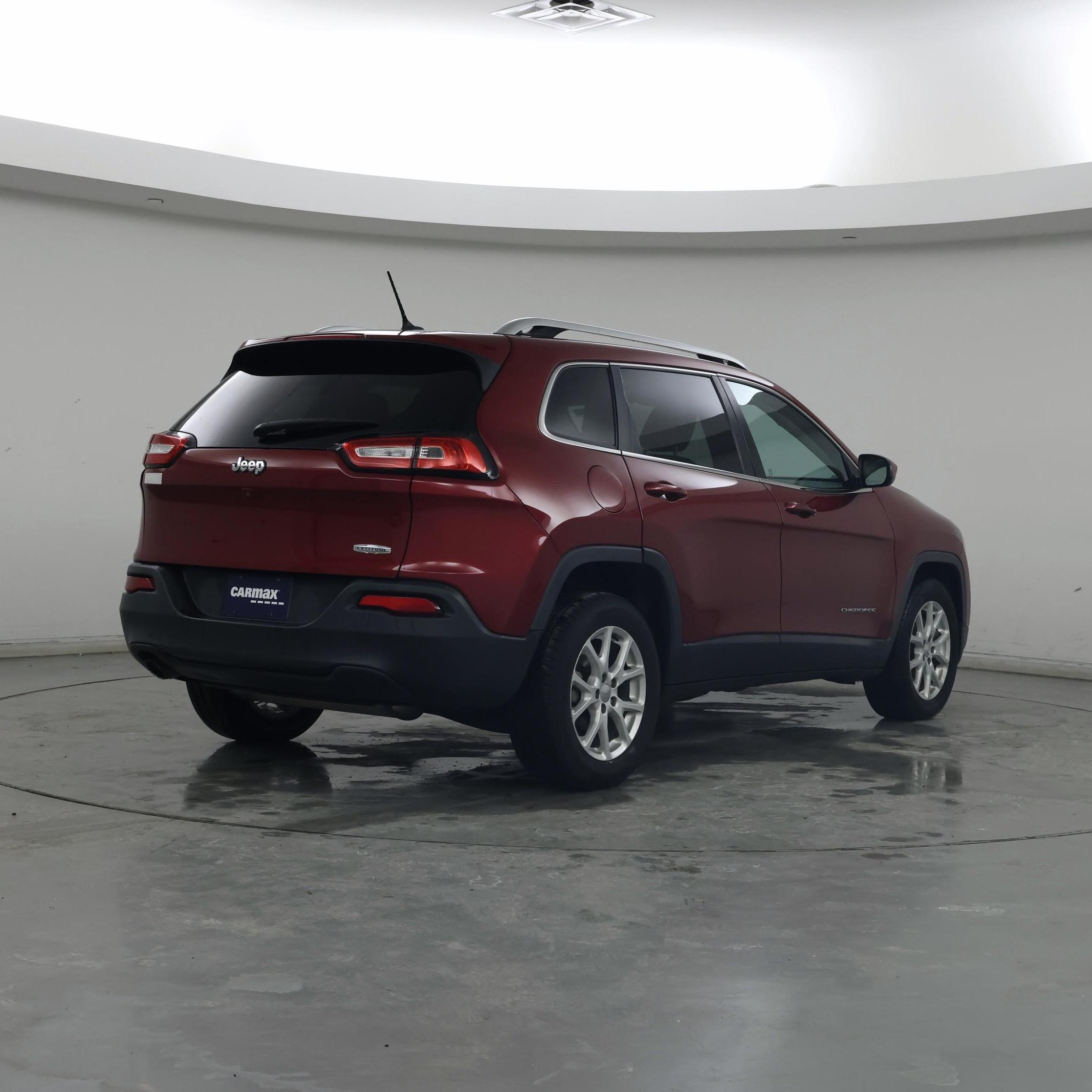 Thumbnail: 2015 Jeep Cherokee - 8