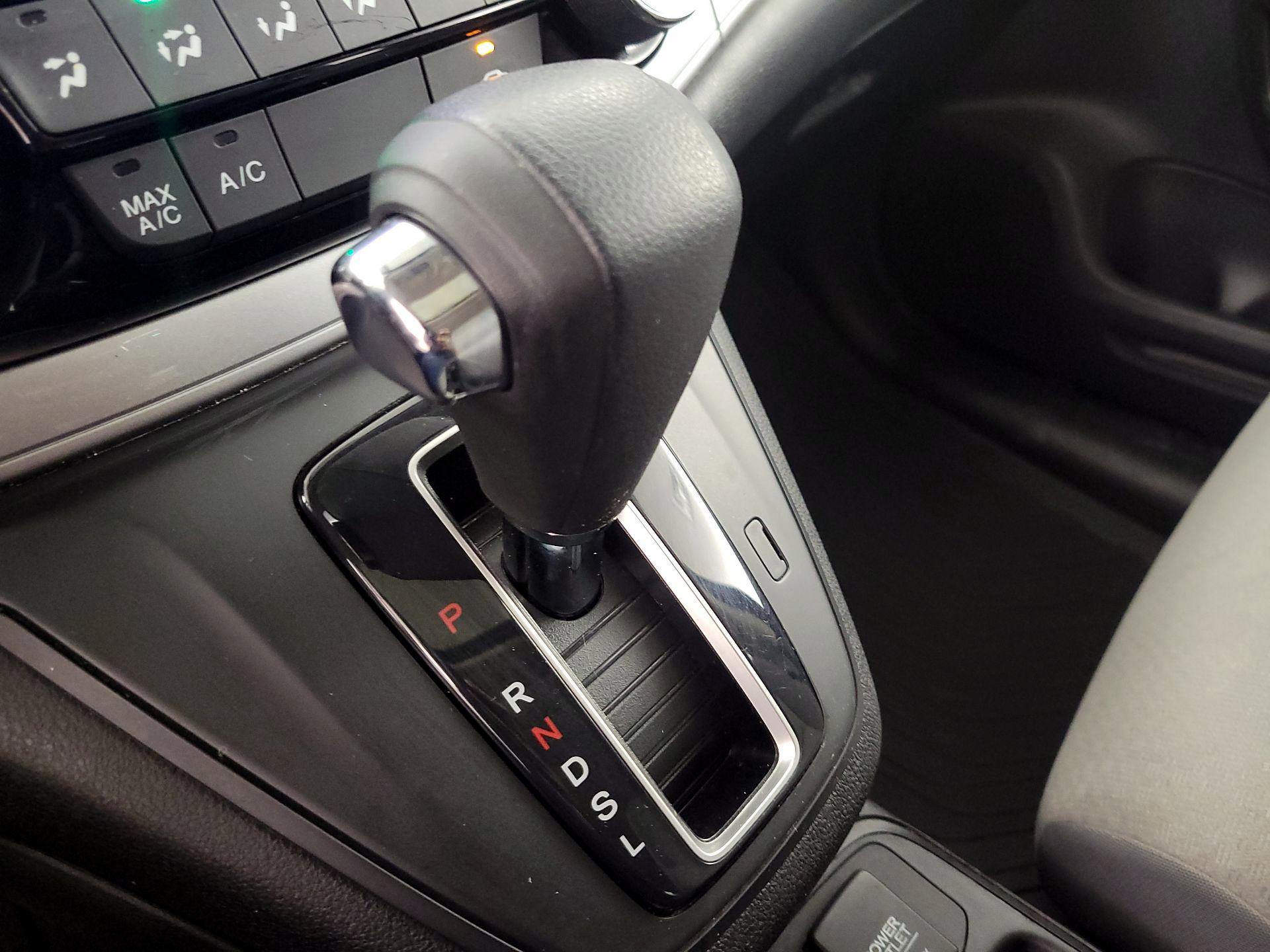 Thumbnail: 2015 Honda CR-V - 17