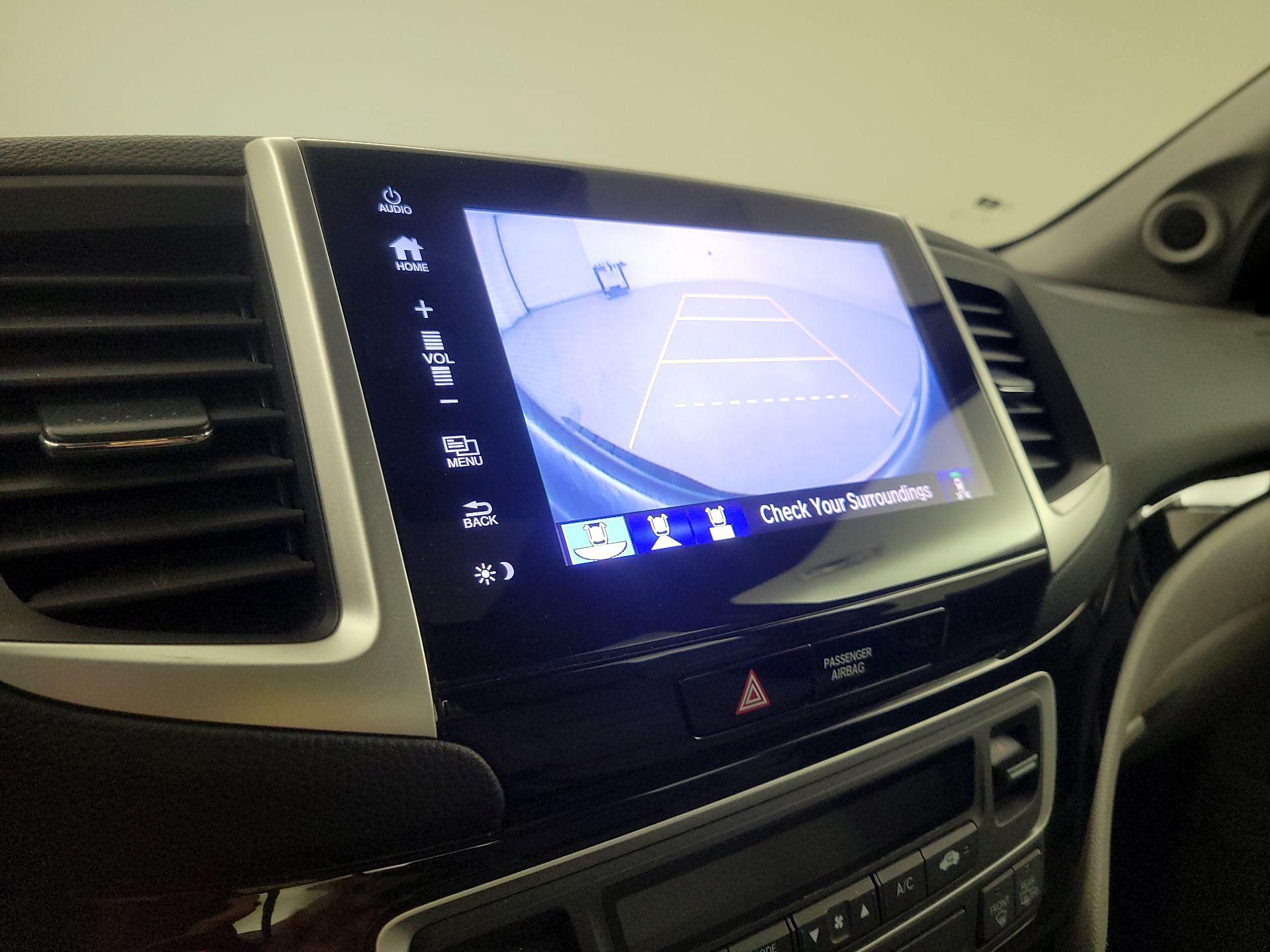 Thumbnail: 2017 Honda Ridgeline - 15