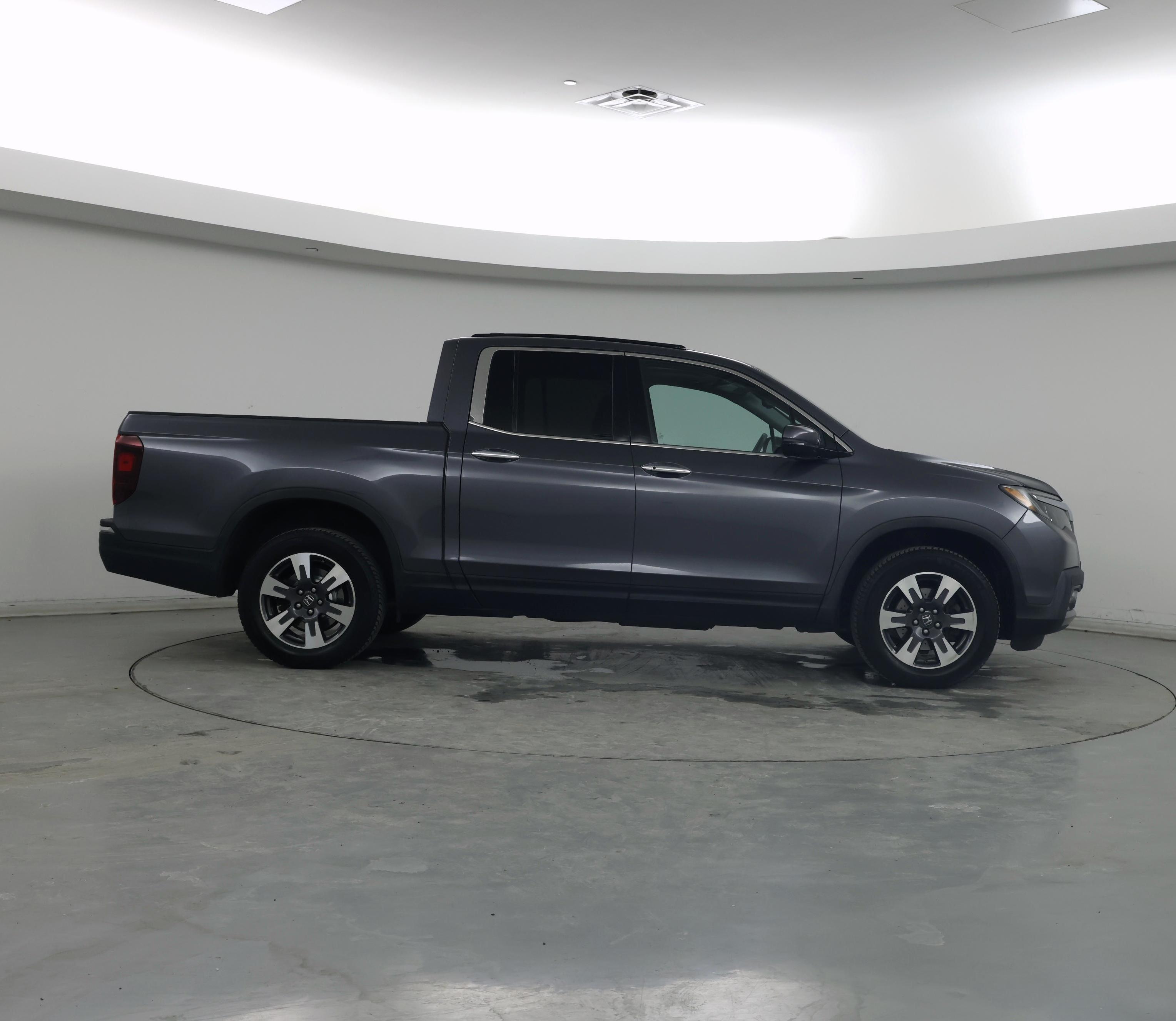 Thumbnail: 2017 Honda Ridgeline - 7