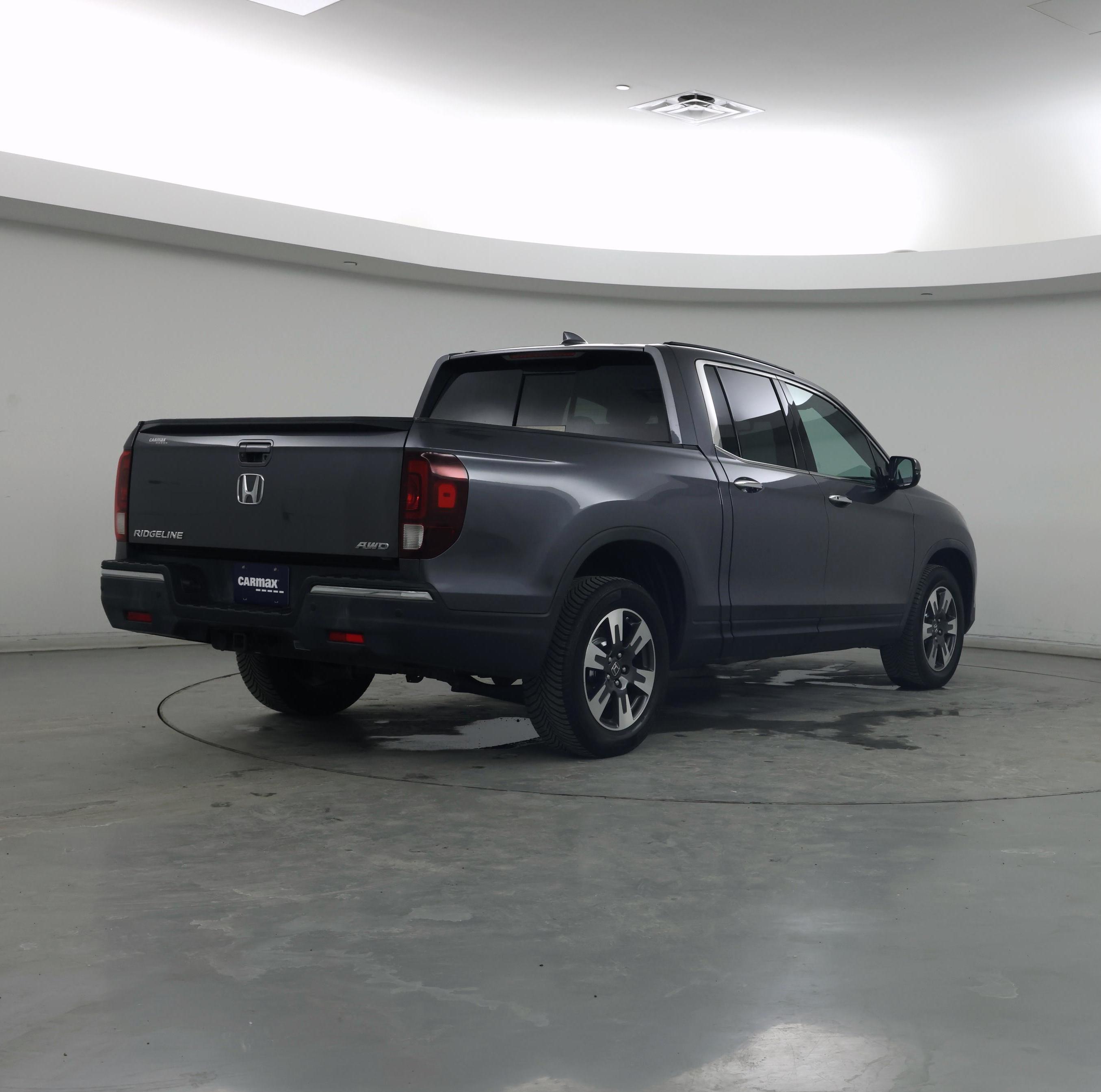 Thumbnail: 2017 Honda Ridgeline - 8