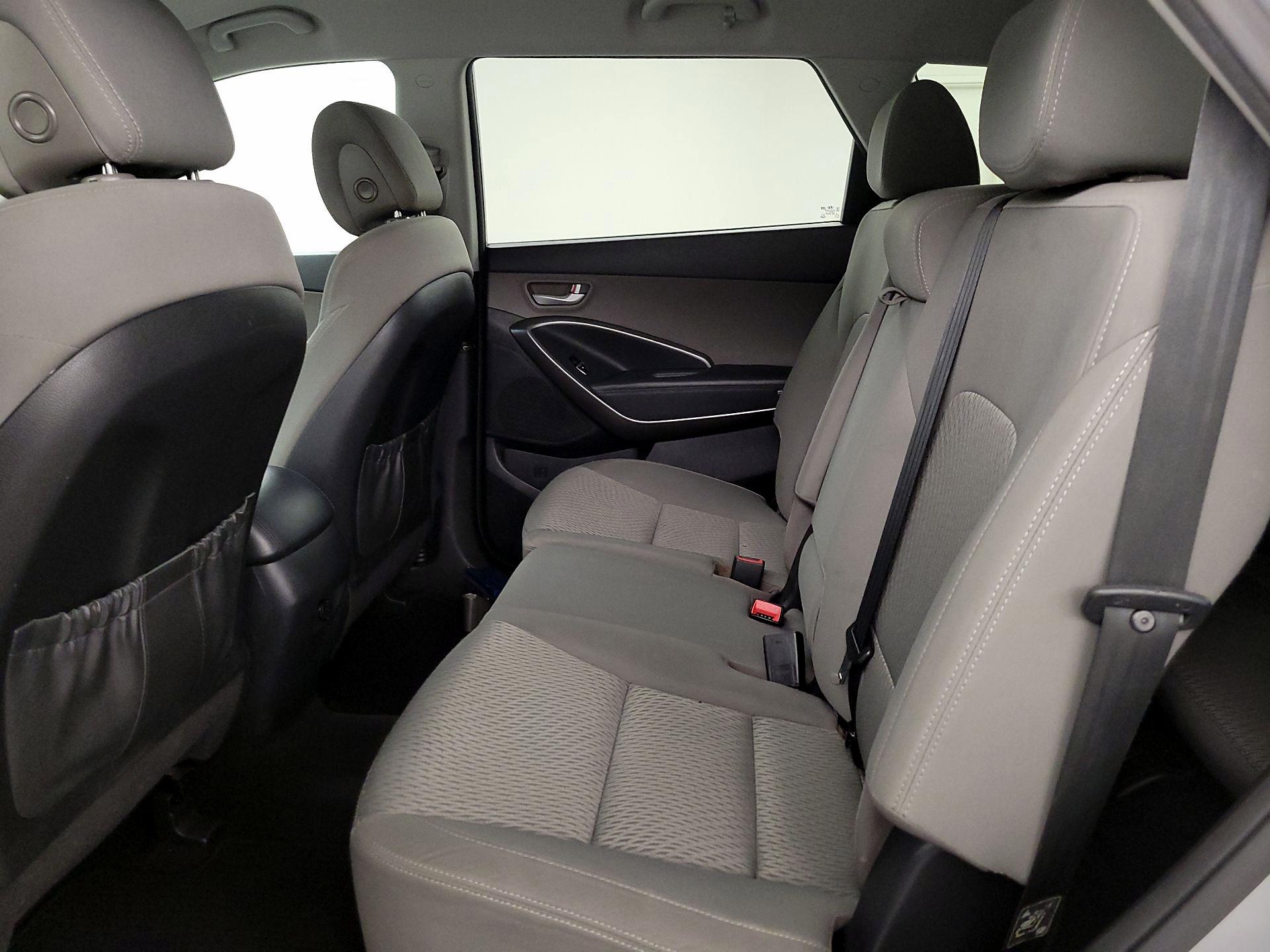 Thumbnail: 2017 Hyundai Santa Fe - 19