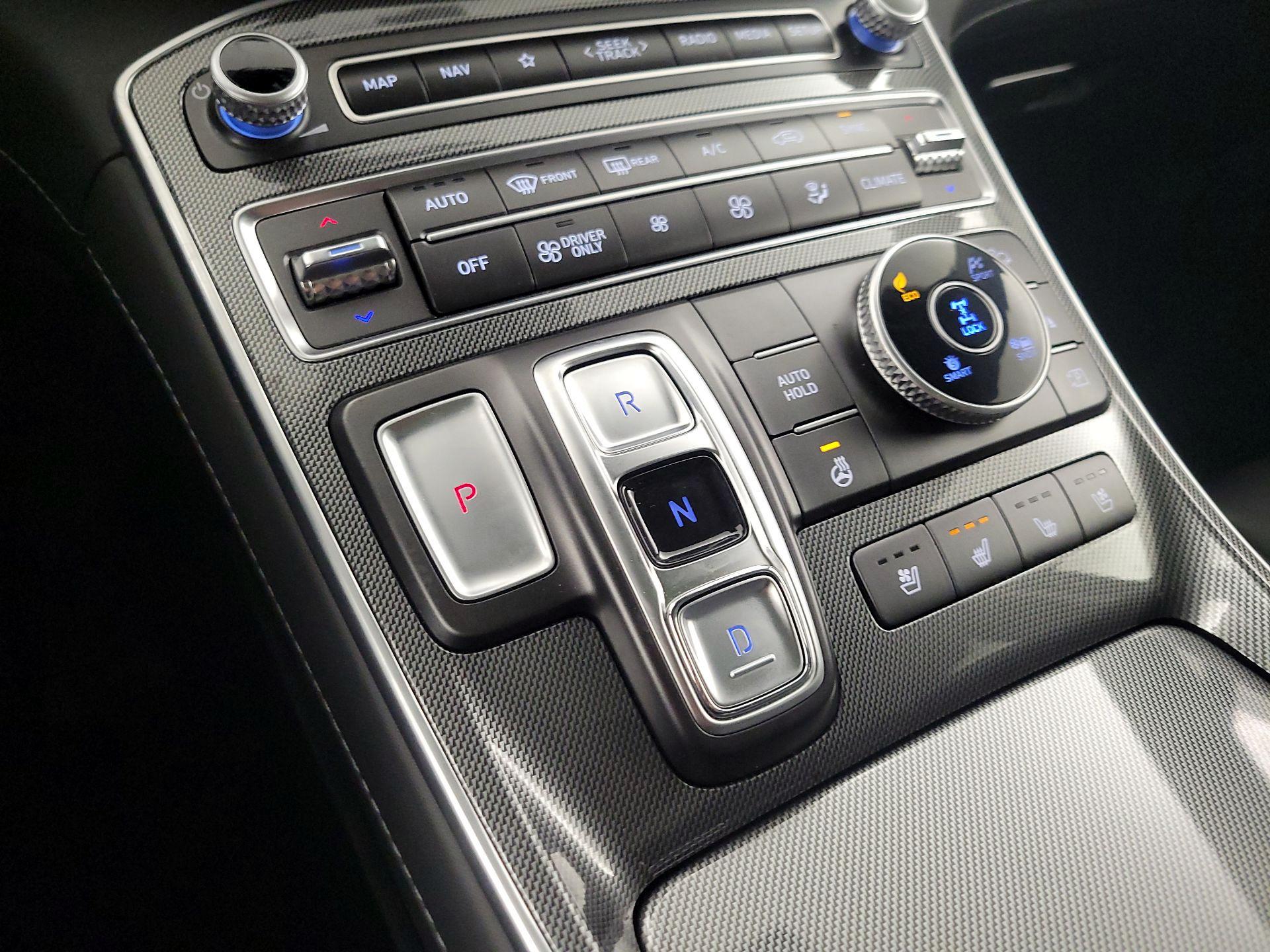 Thumbnail: 2023 Hyundai Santa Fe - 18