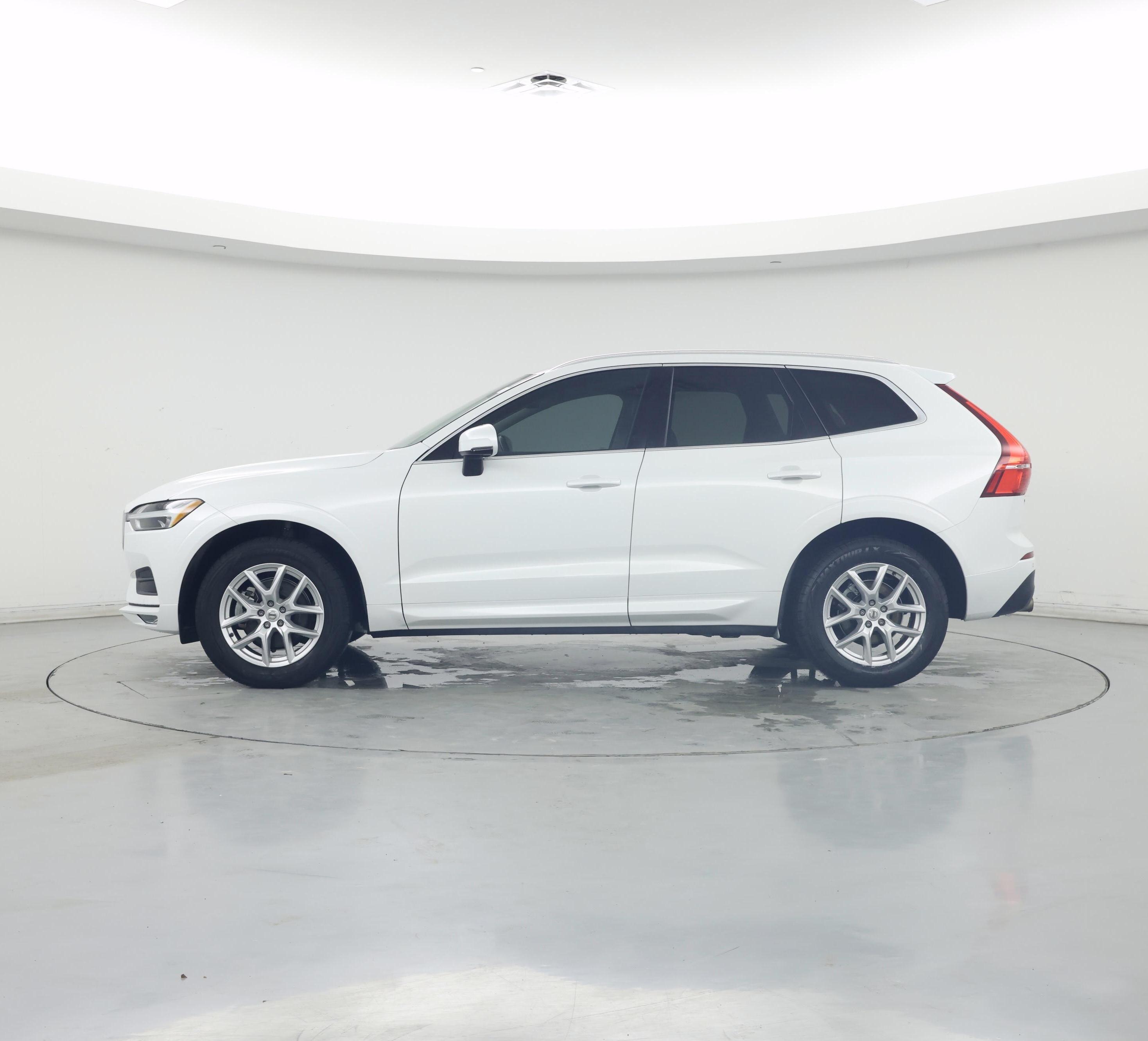 Thumbnail: 2021 Volvo XC60 - 3