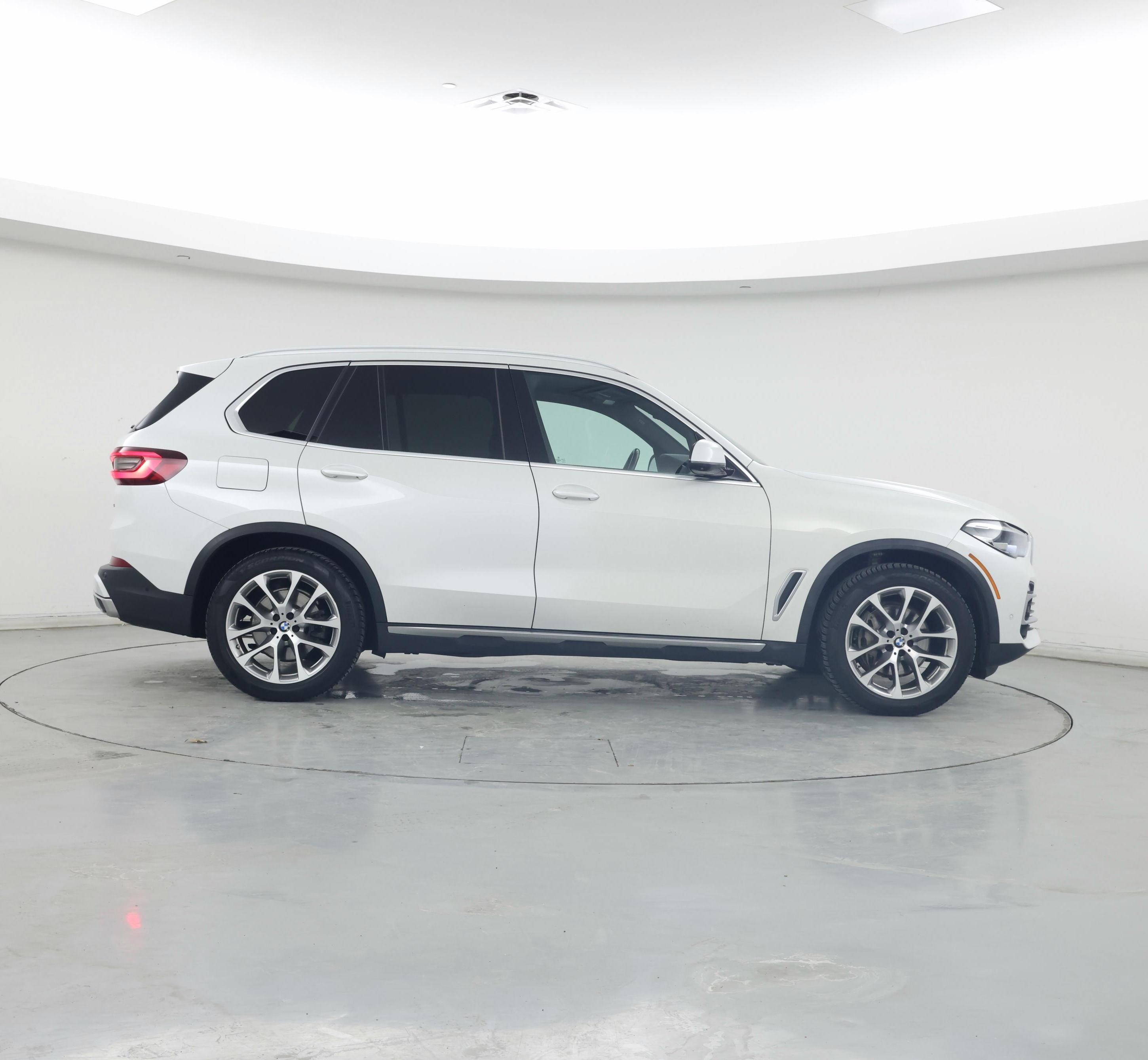 Thumbnail: 2021 BMW X5 - 7
