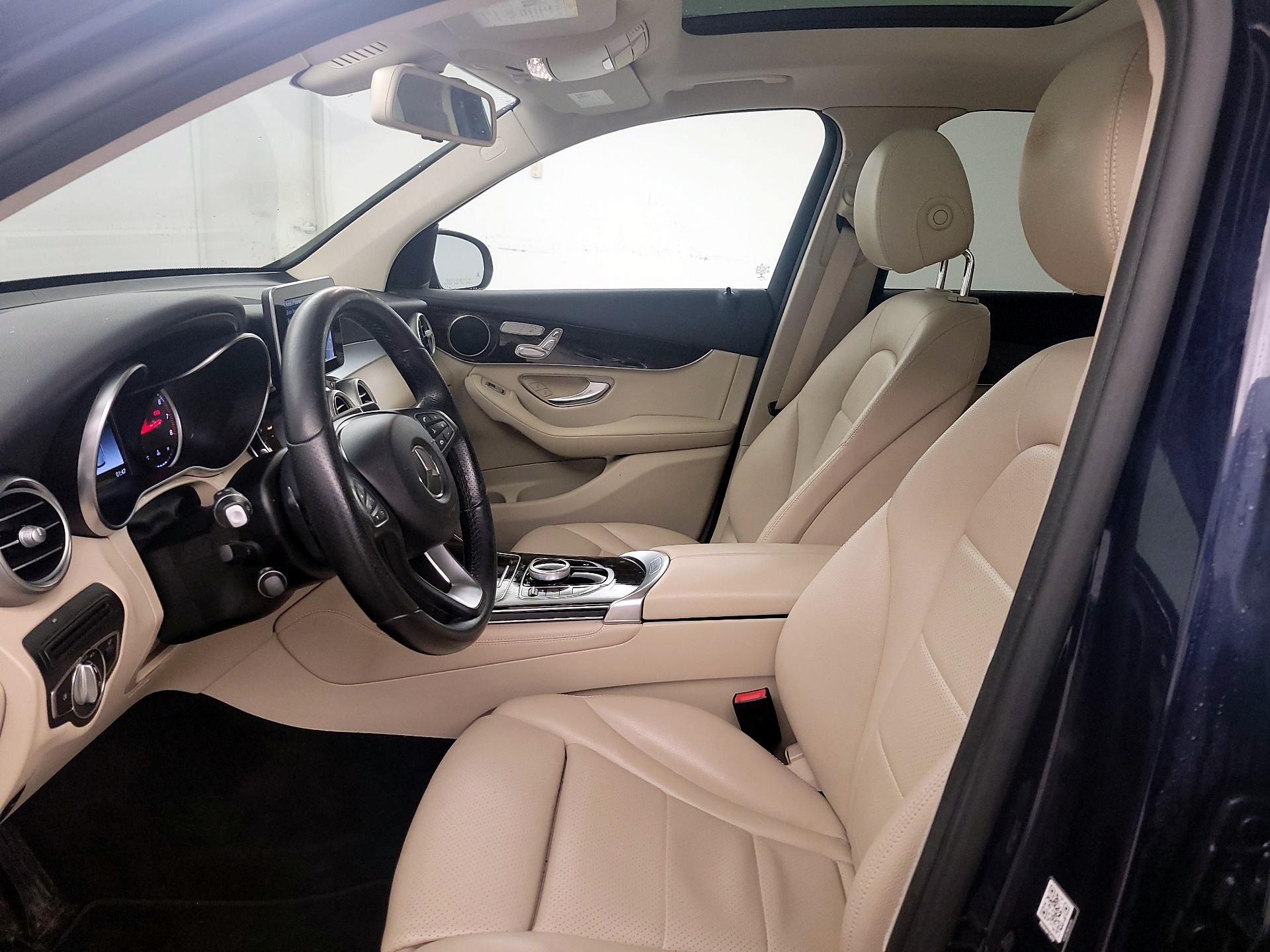 Thumbnail: 2018 Mercedes-Benz GLC - 11