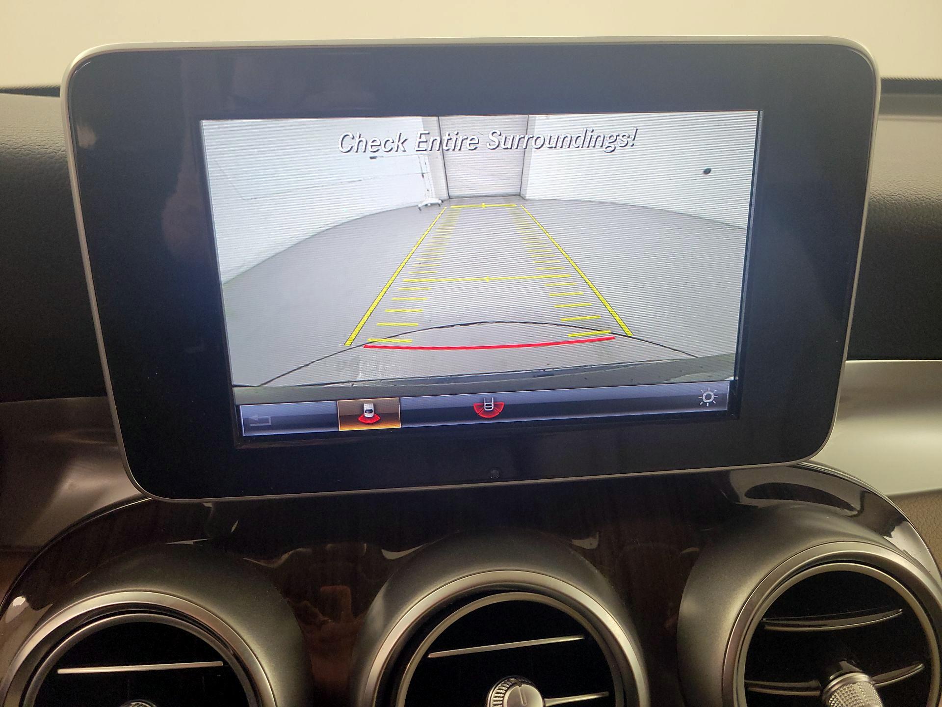 Thumbnail: 2018 Mercedes-Benz GLC - 15