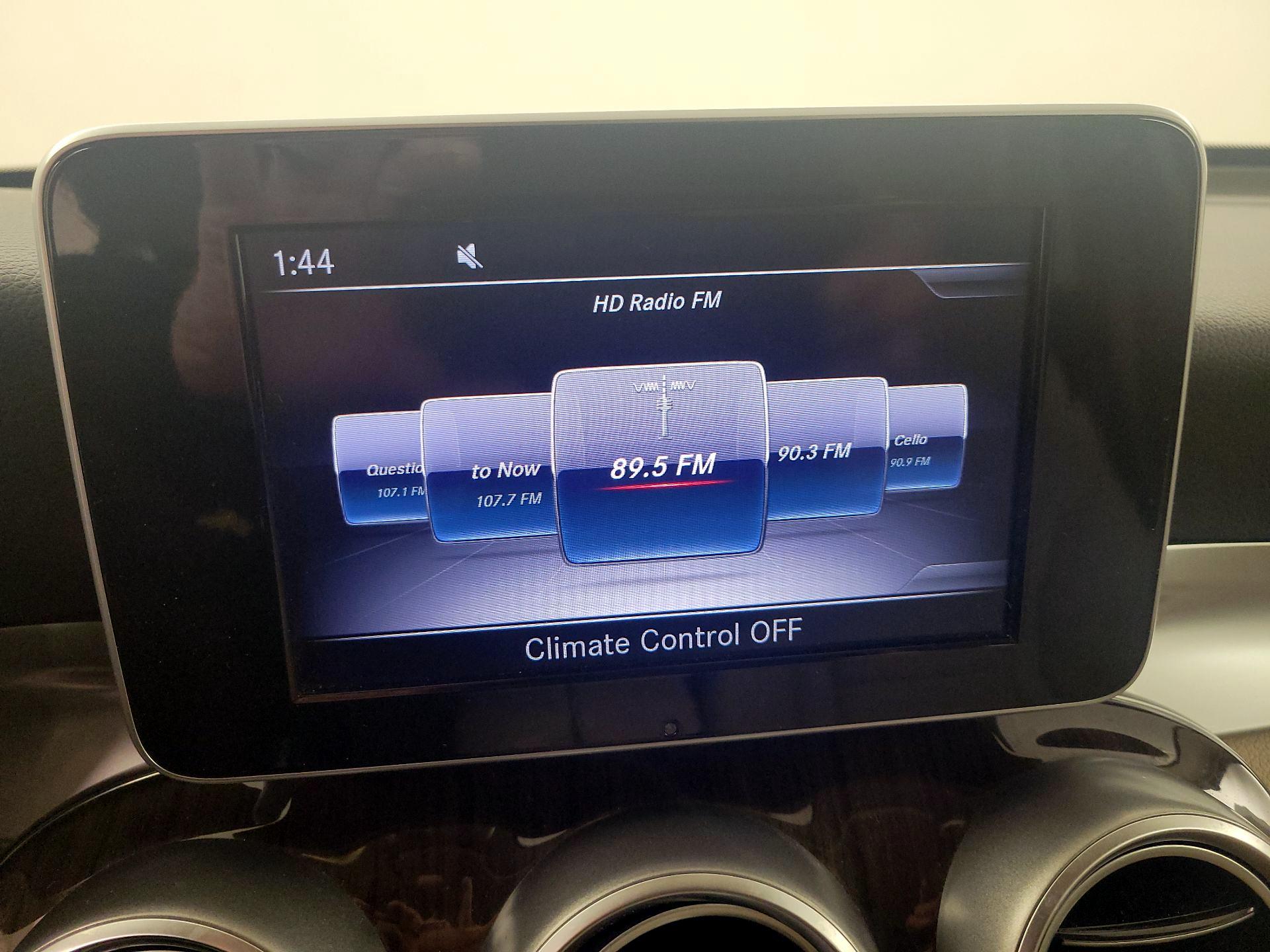 Thumbnail: 2018 Mercedes-Benz GLC - 16