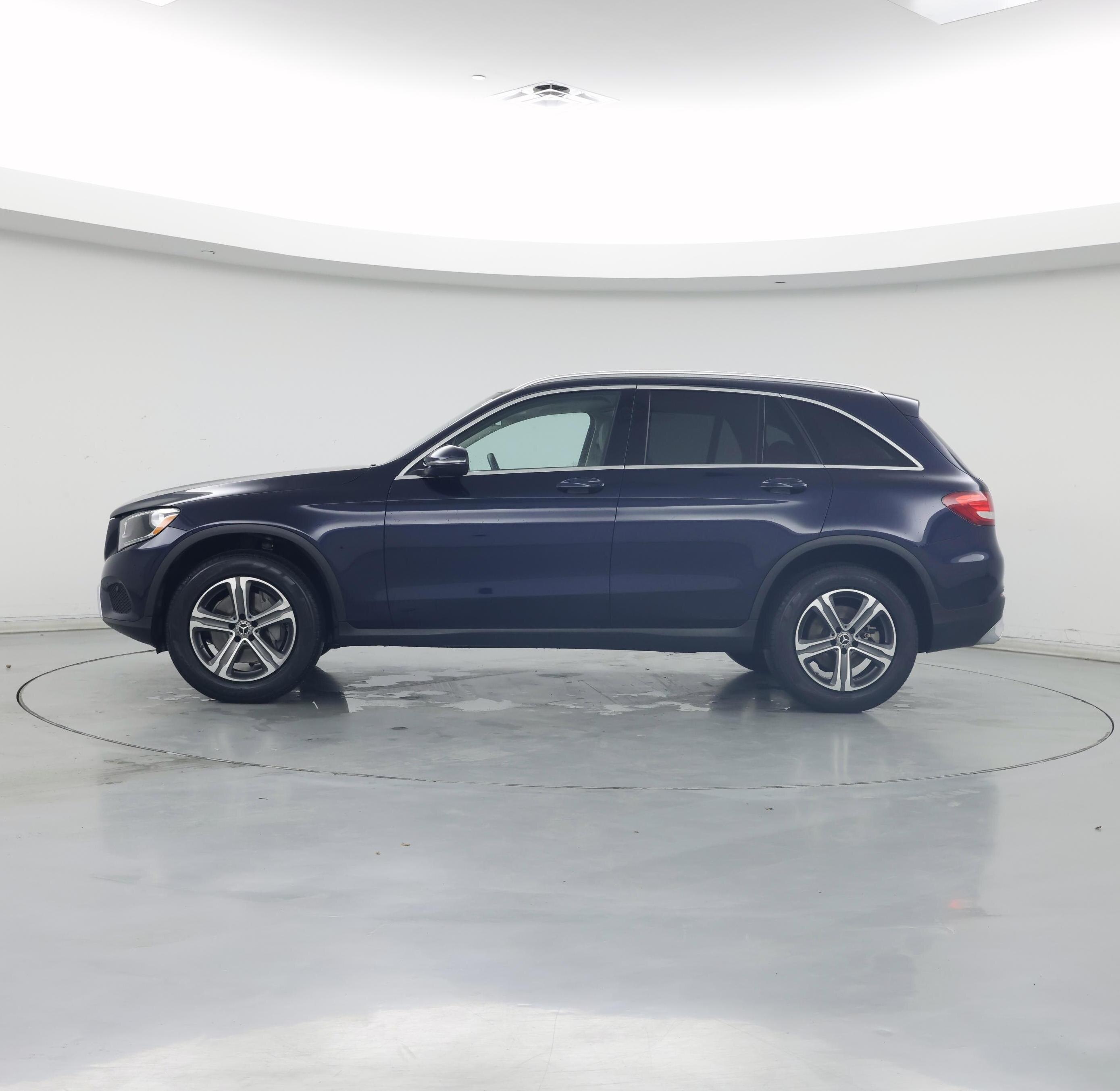 Thumbnail: 2018 Mercedes-Benz GLC - 3