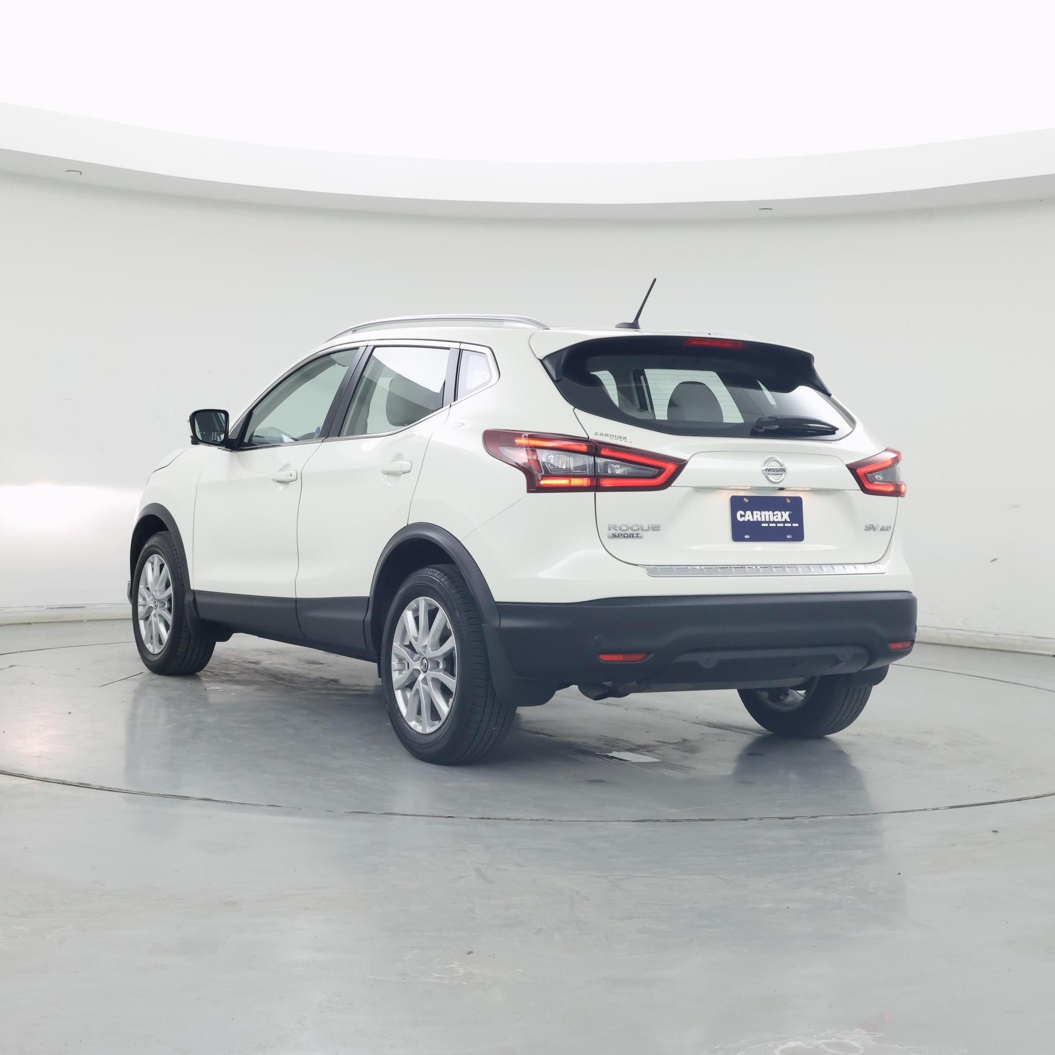 Thumbnail: 2021 Nissan Rogue Sport - 2