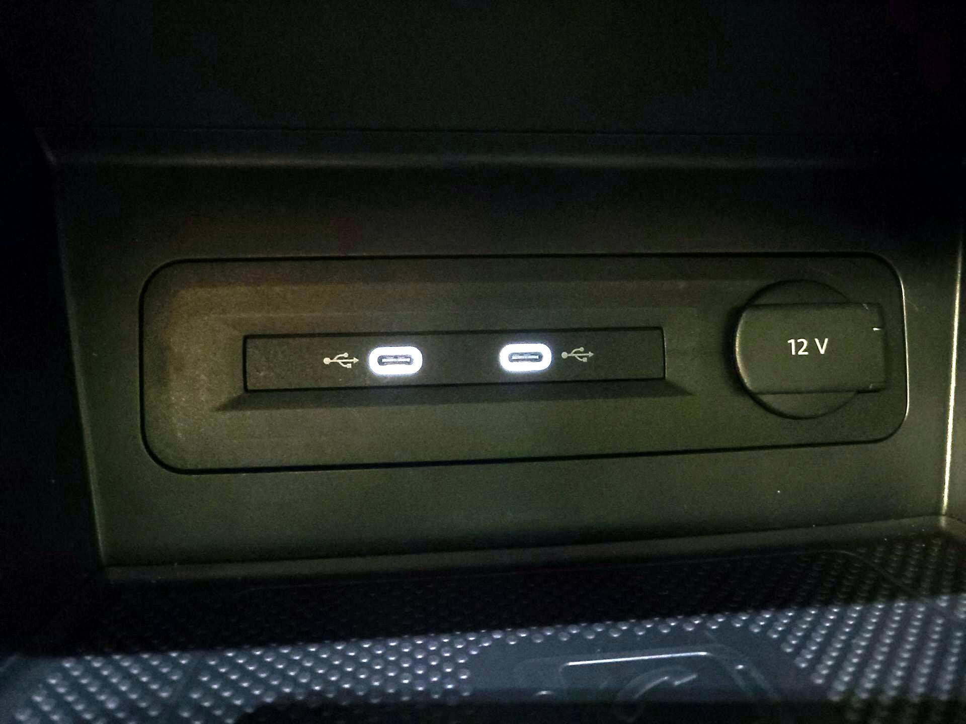 Thumbnail: 2022 Volkswagen Atlas - 19