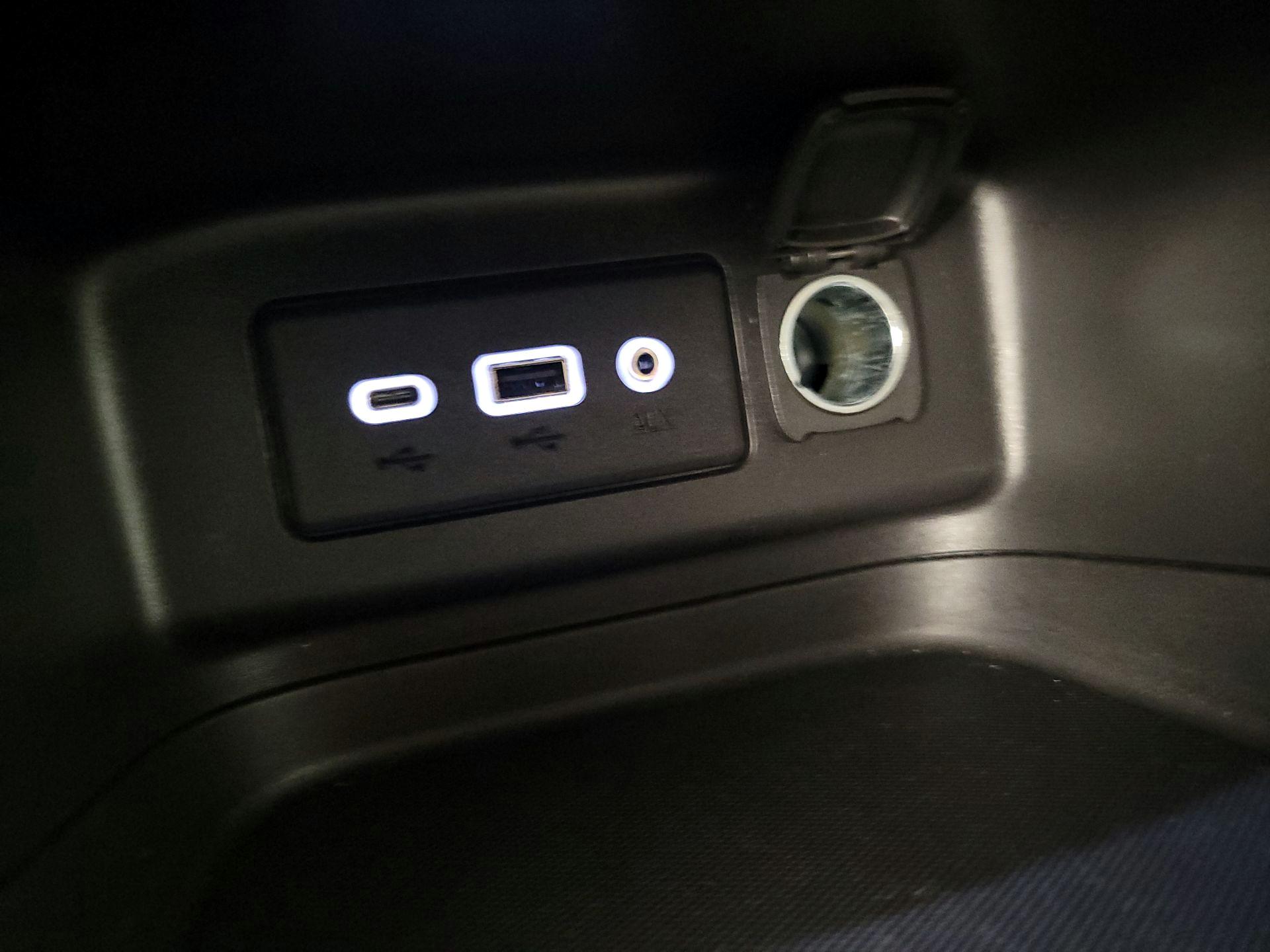 Thumbnail: 2019 Chevrolet Equinox - 18