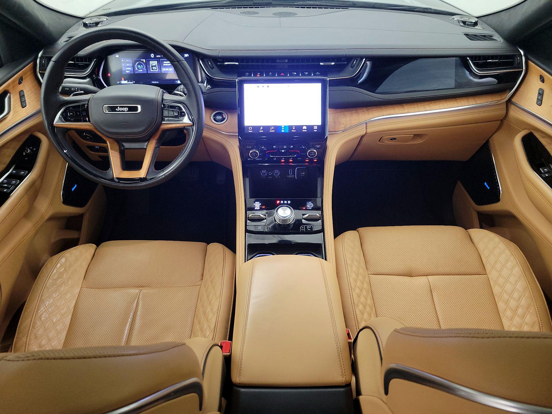 Thumbnail: 2023 Jeep Grand Cherokee - 9