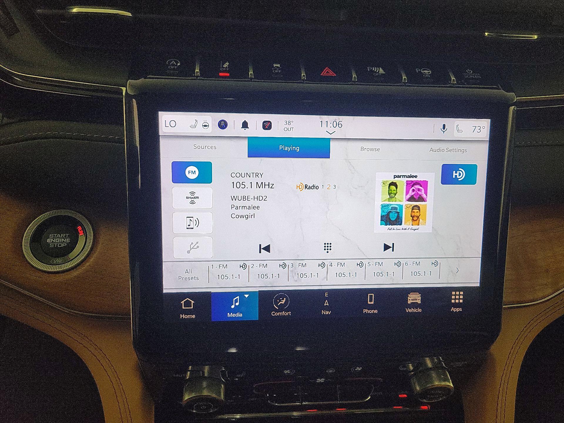 Thumbnail: 2023 Jeep Grand Cherokee - 16