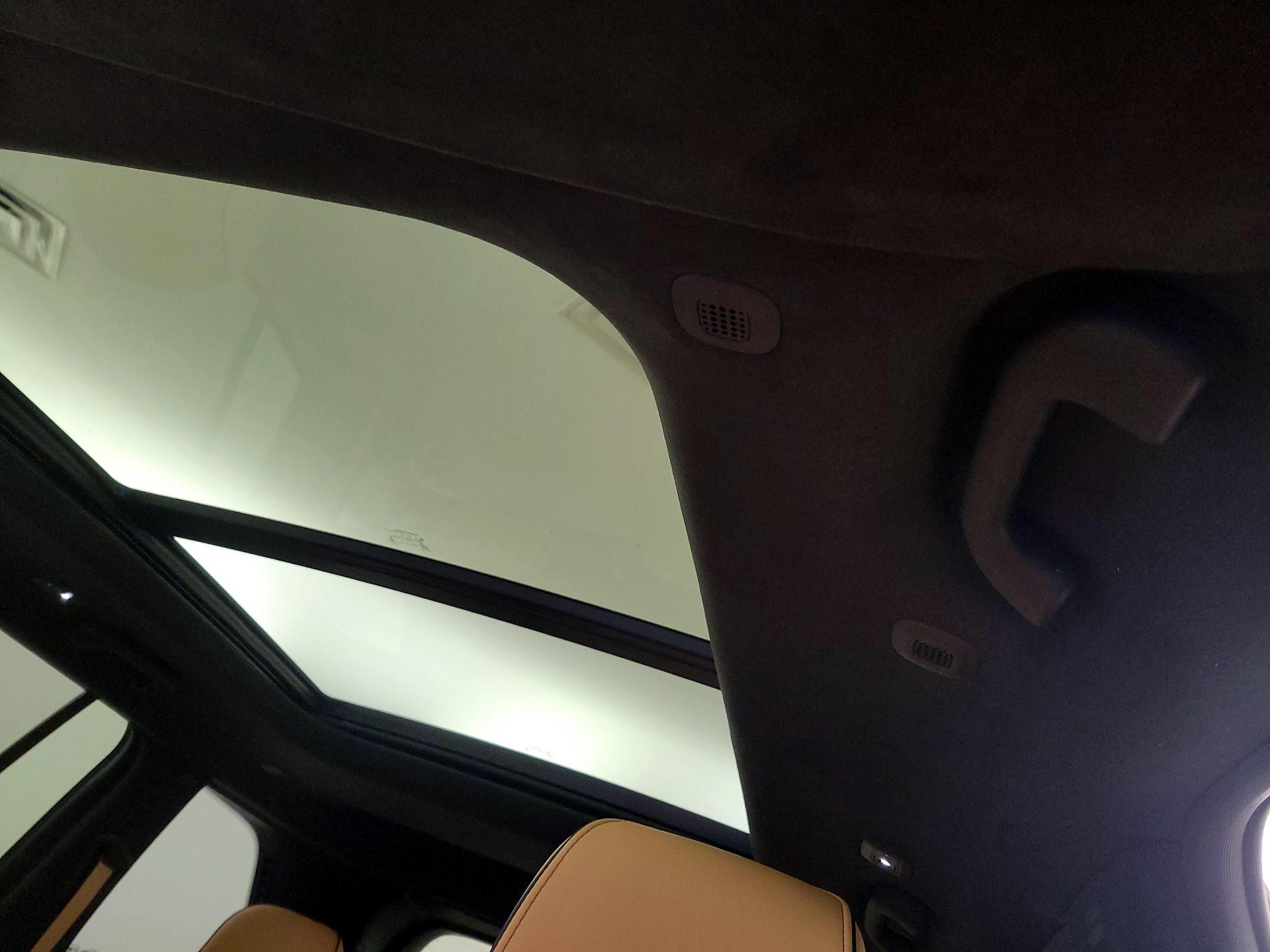 Thumbnail: 2023 Jeep Grand Cherokee - 20