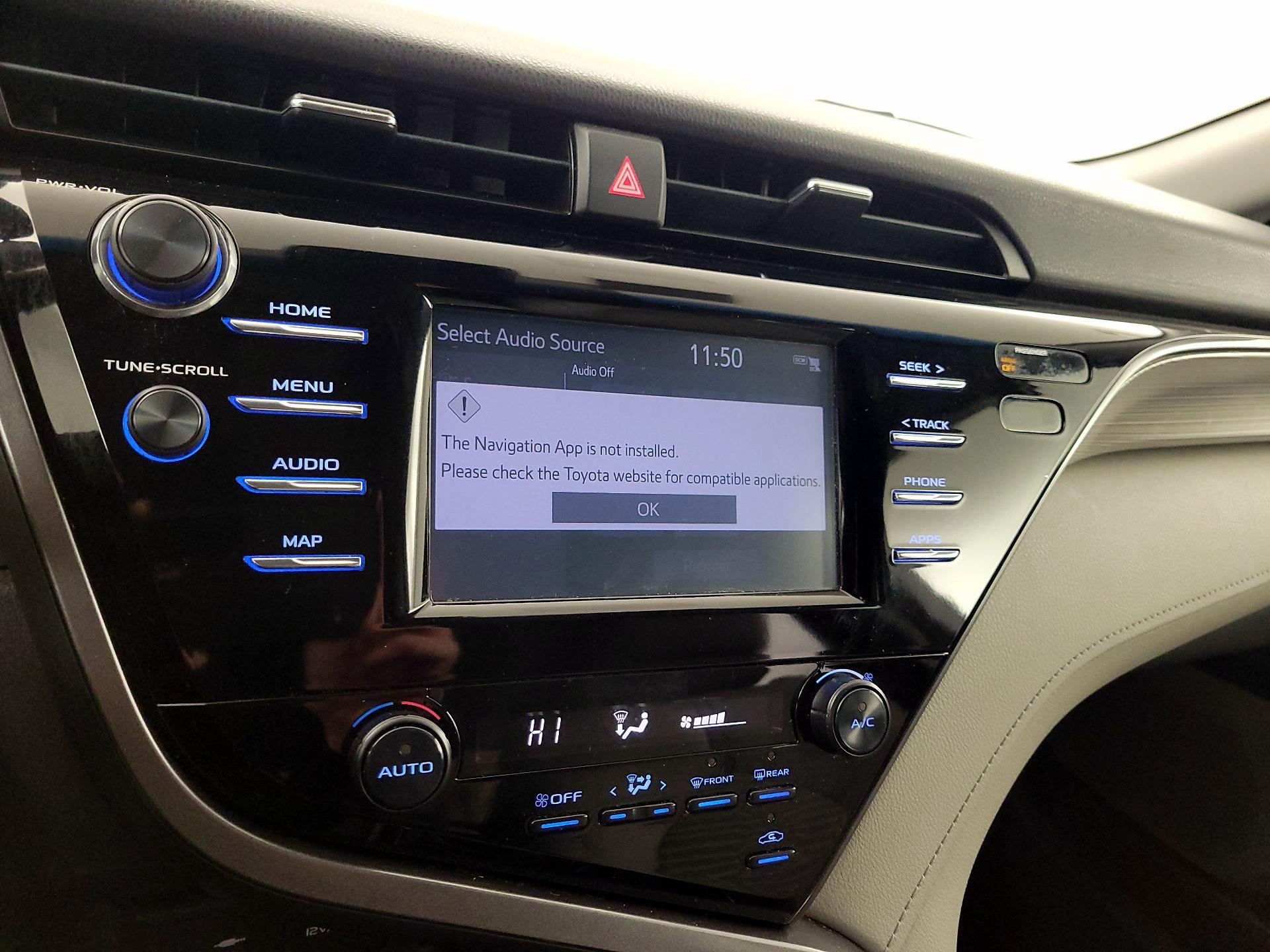 Thumbnail: 2019 Toyota Camry - 14