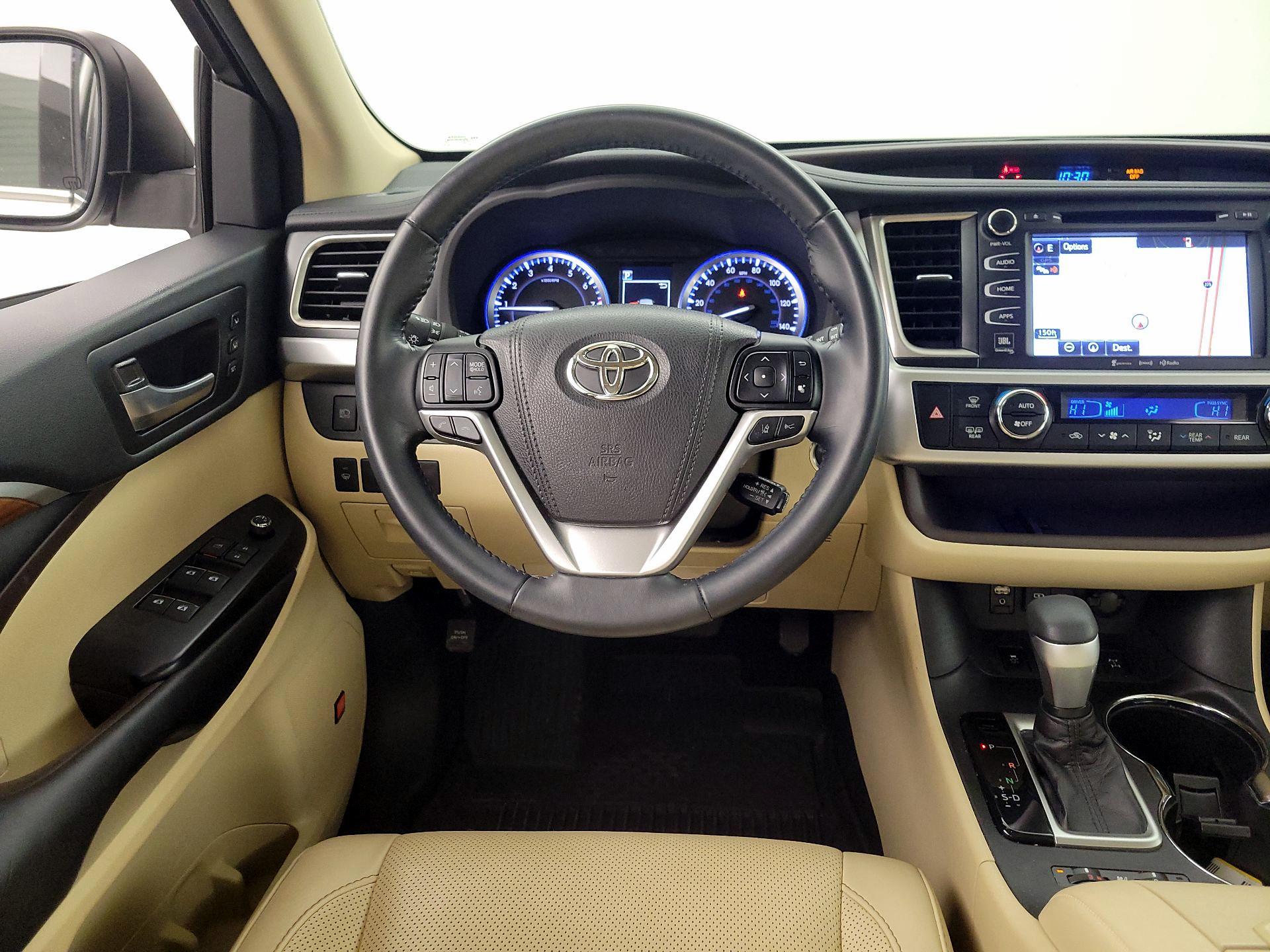 Thumbnail: 2018 Toyota Highlander - 10