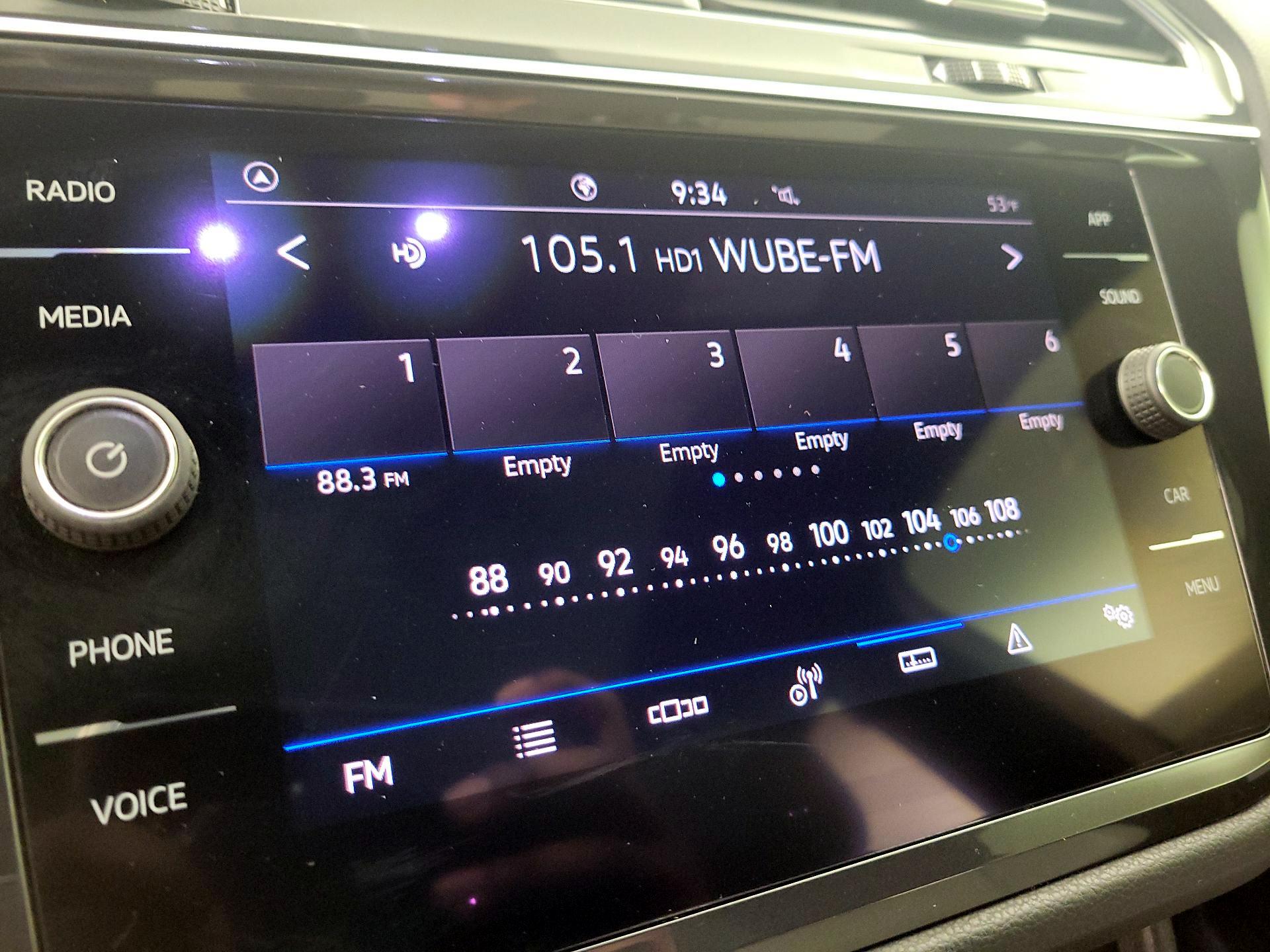 Thumbnail: 2021 Volkswagen Tiguan - 15