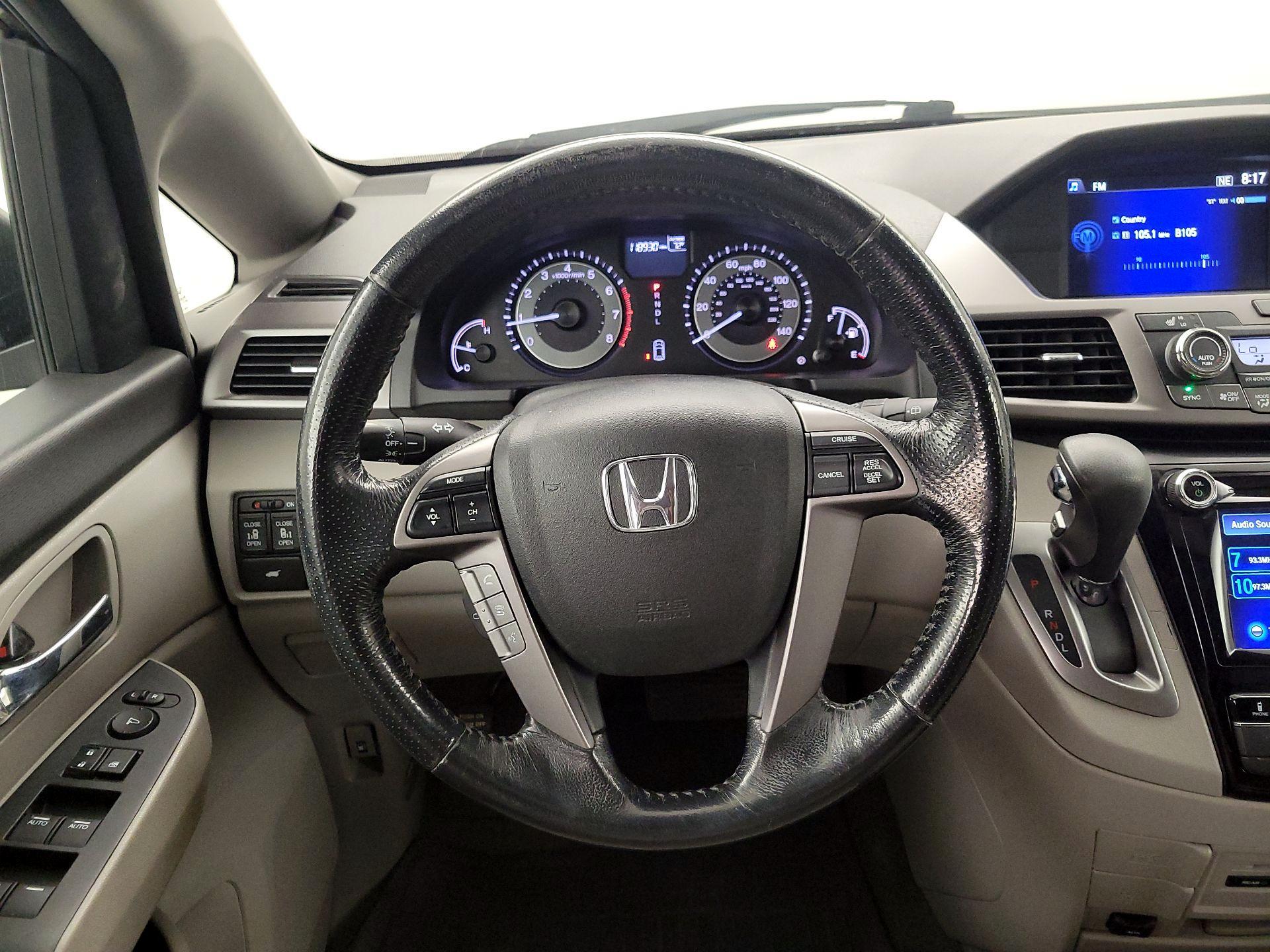 Thumbnail: 2015 Honda Odyssey - 10