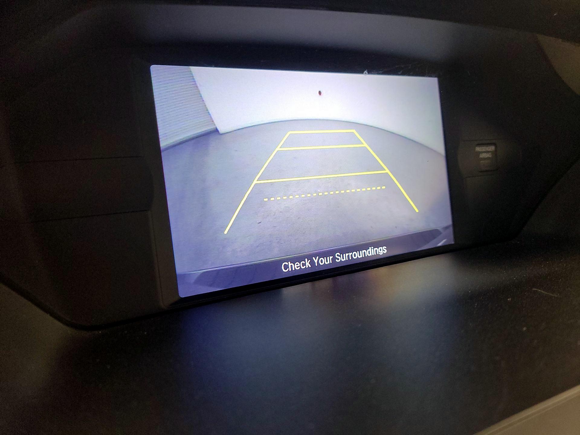 Thumbnail: 2015 Honda Odyssey - 14