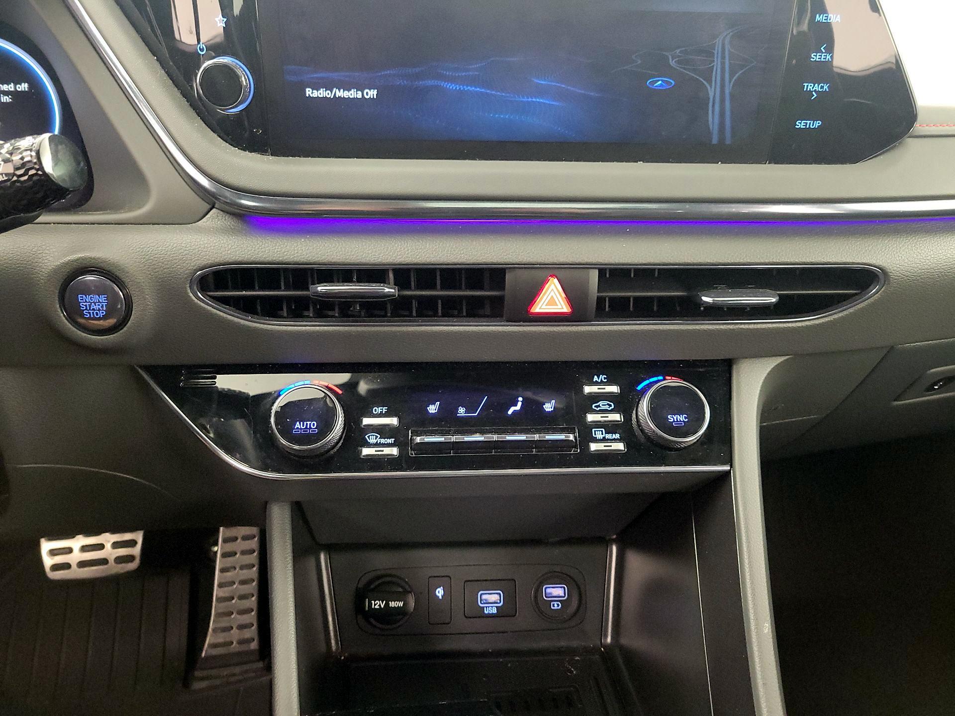 Thumbnail: 2022 Hyundai Sonata - 17