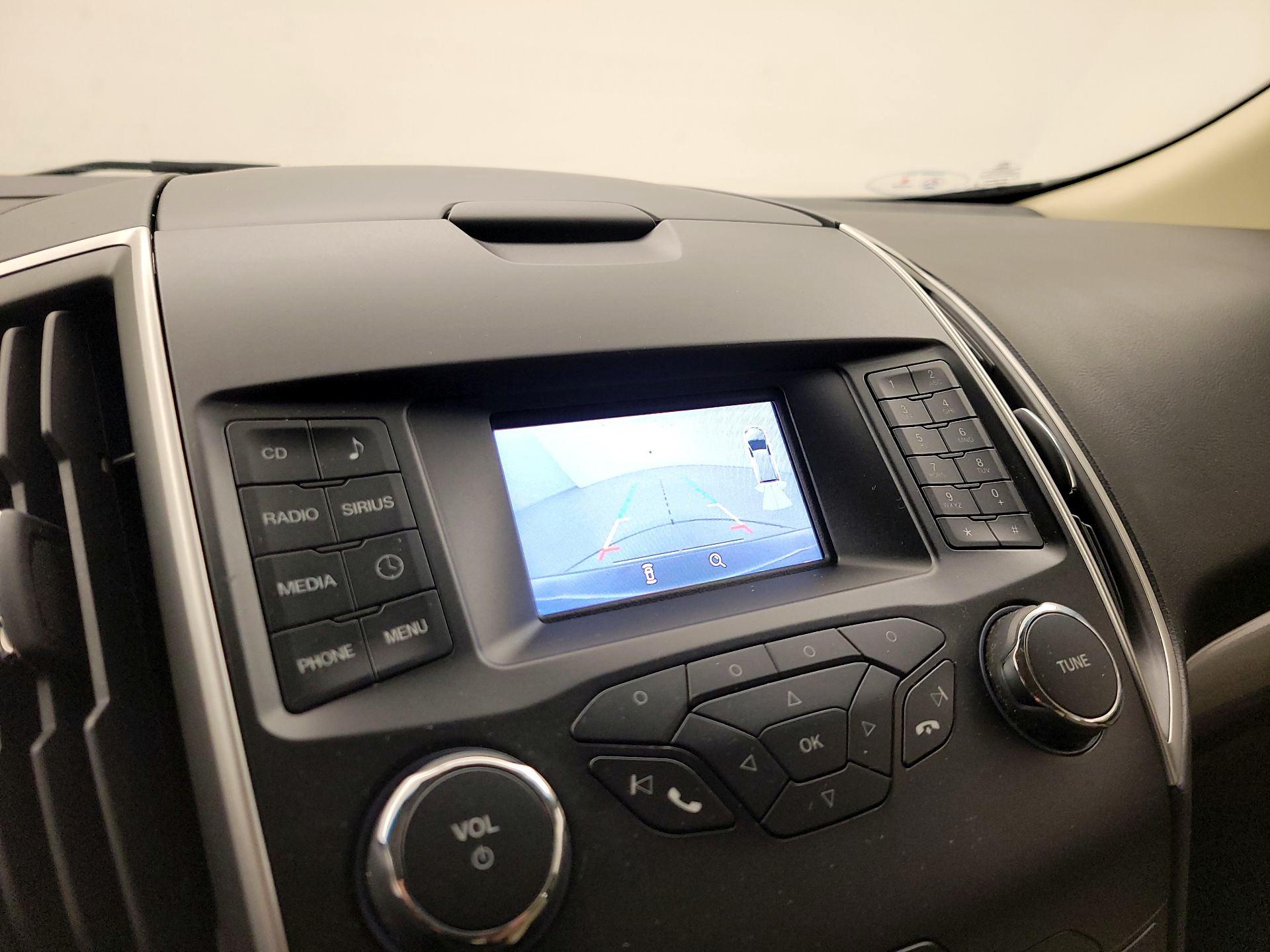 Thumbnail: 2016 Ford Edge - 14