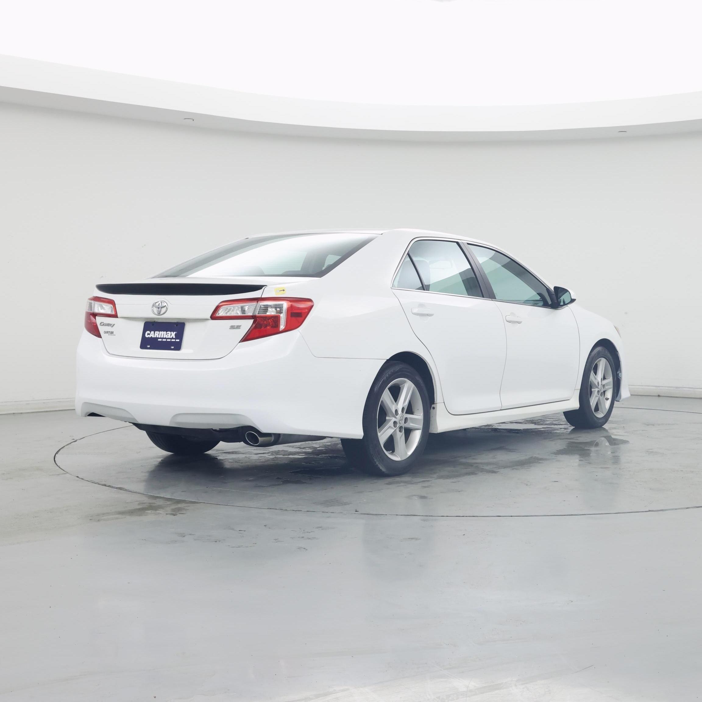 Thumbnail: 2014 Toyota Camry - 8