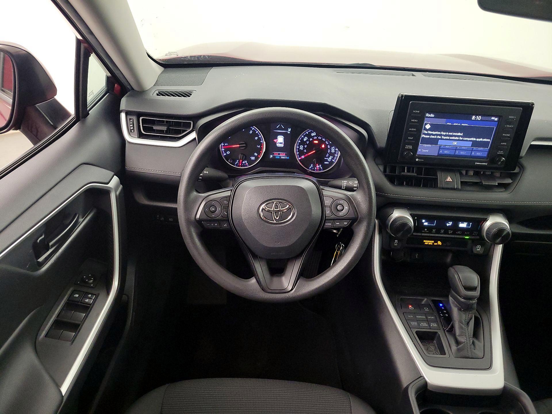 Thumbnail: 2020 Toyota RAV4 - 10