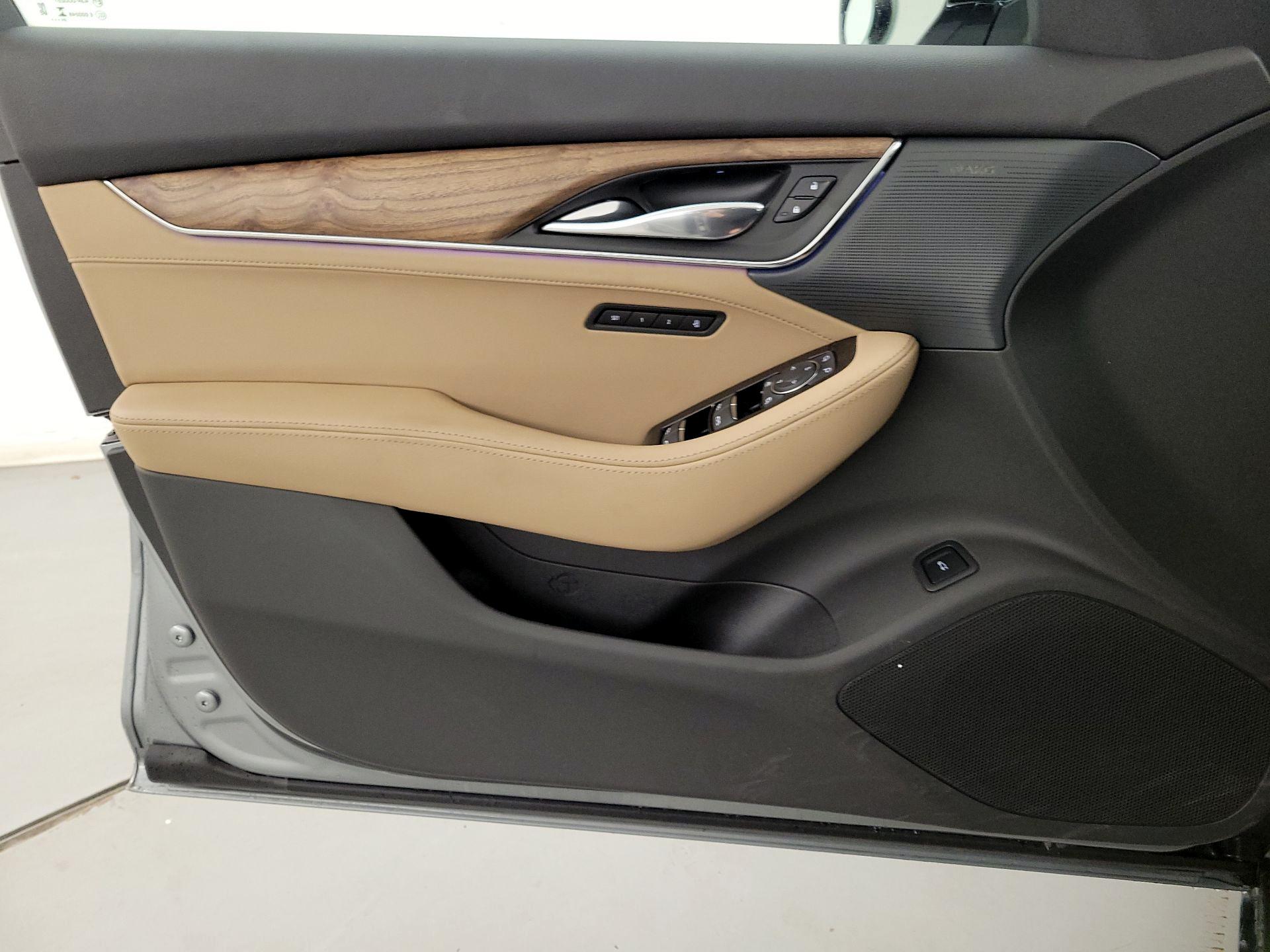 Thumbnail: 2025 Cadillac CT5 - 12