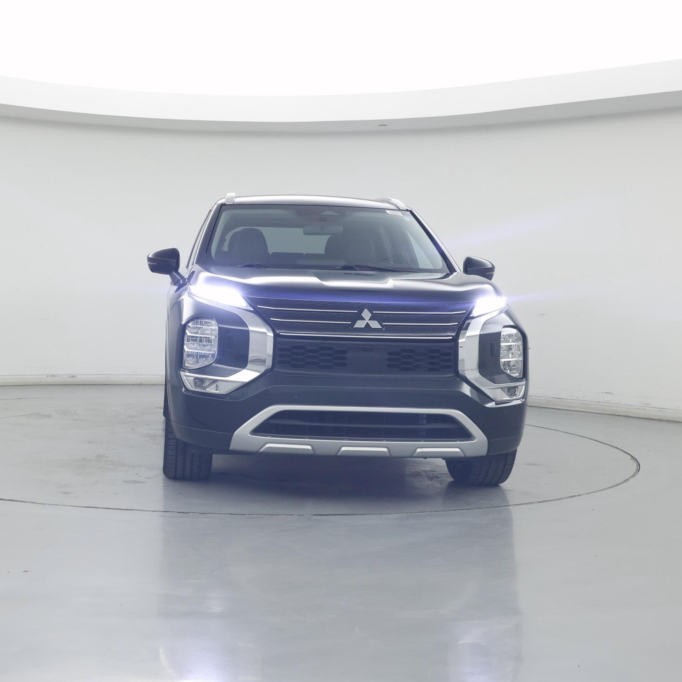 Thumbnail: 2022 Mitsubishi Outlander - 5