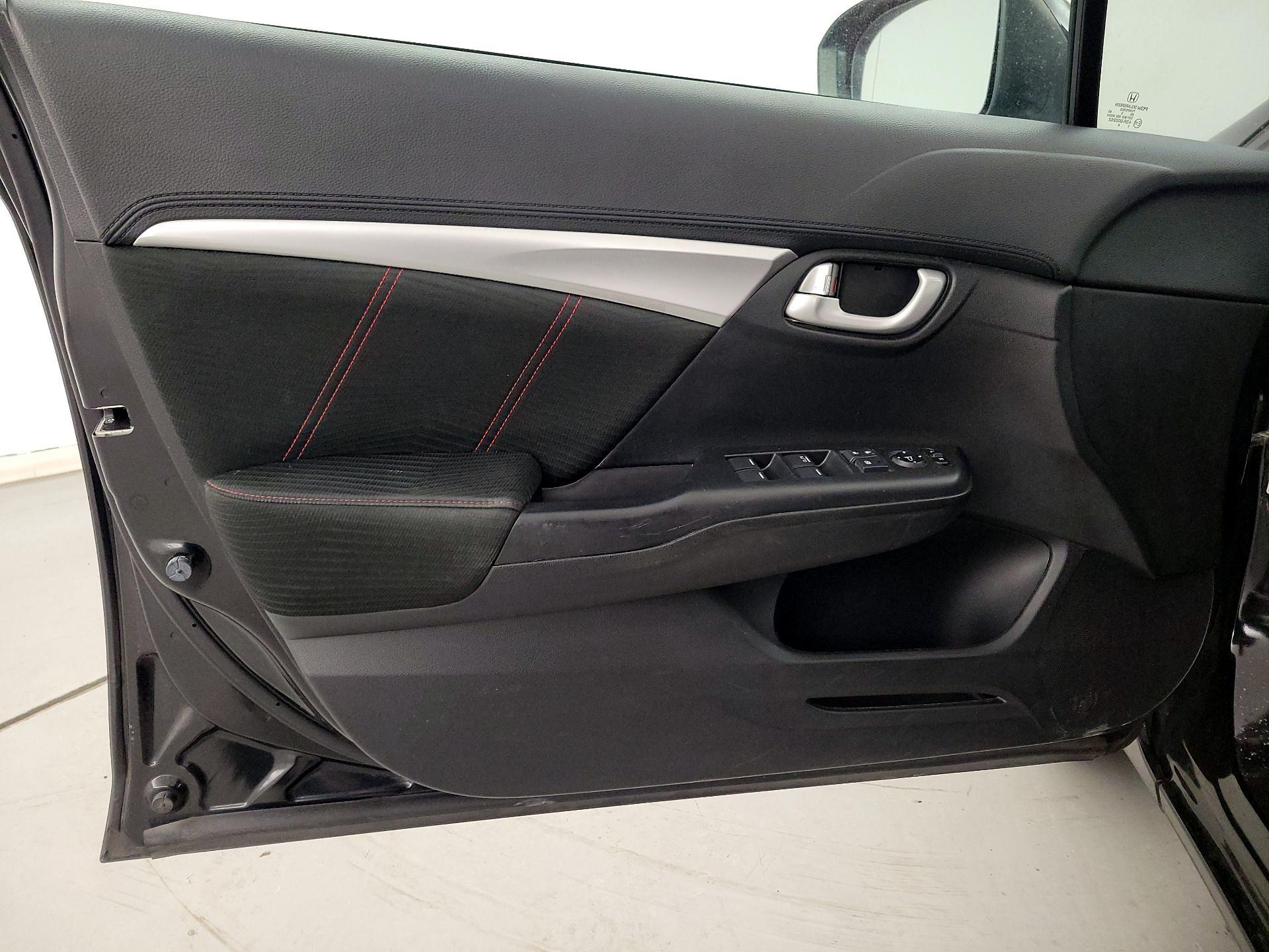 Thumbnail: 2015 Honda Civic - 12