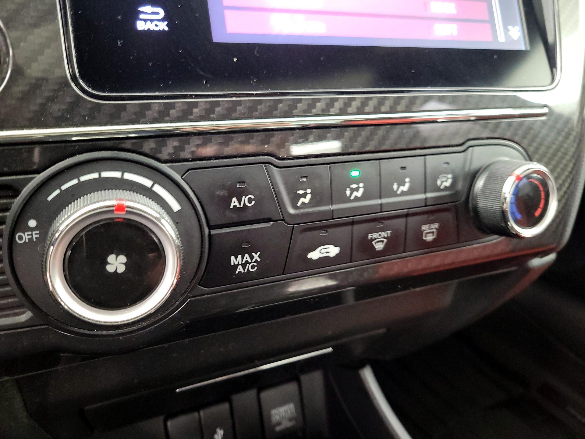 Thumbnail: 2015 Honda Civic - 16