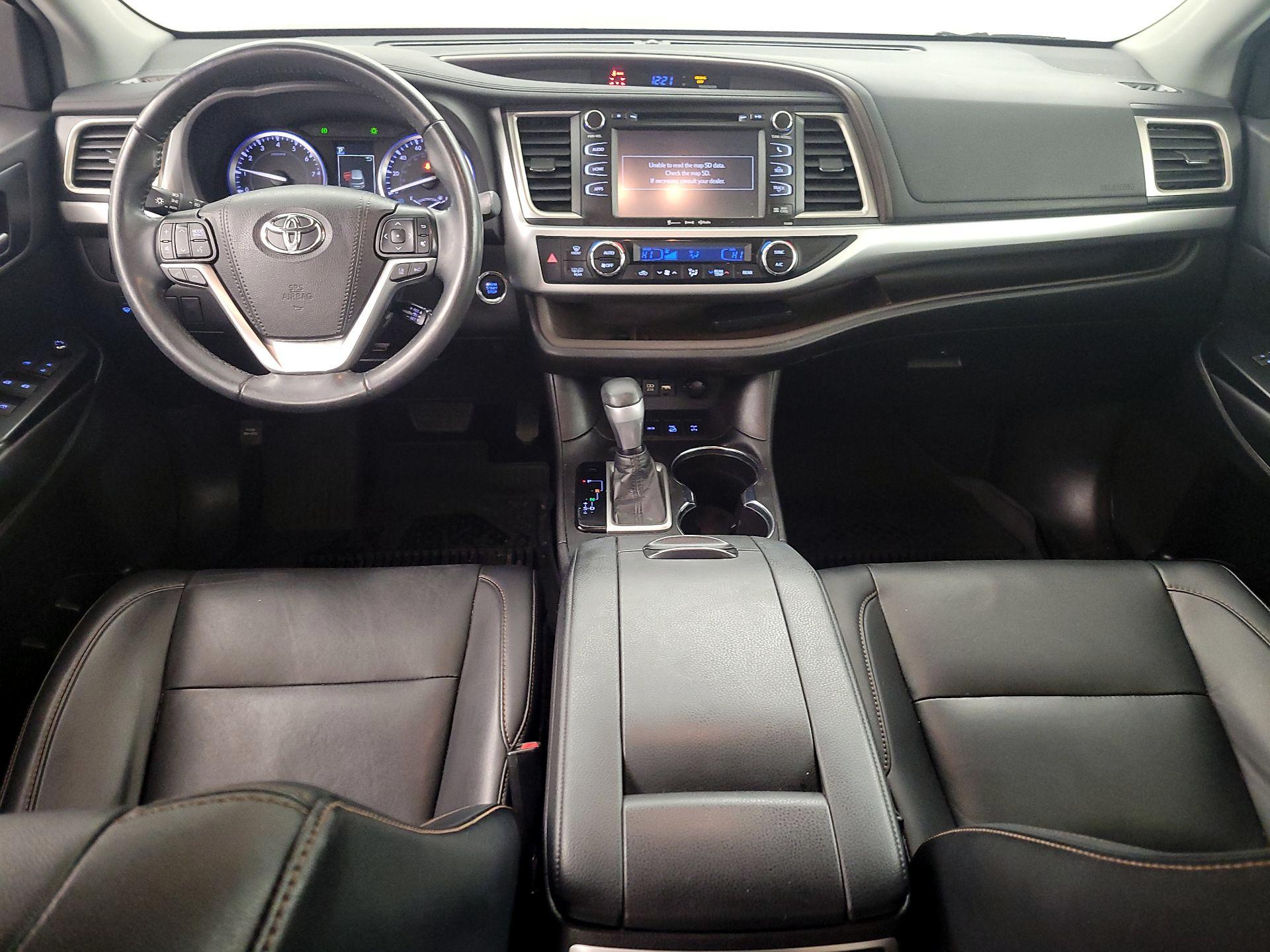 Thumbnail: 2019 Toyota Highlander - 9