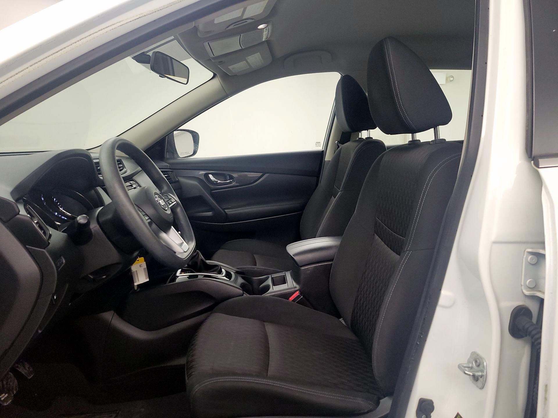 Thumbnail: 2018 Nissan Rogue - 11